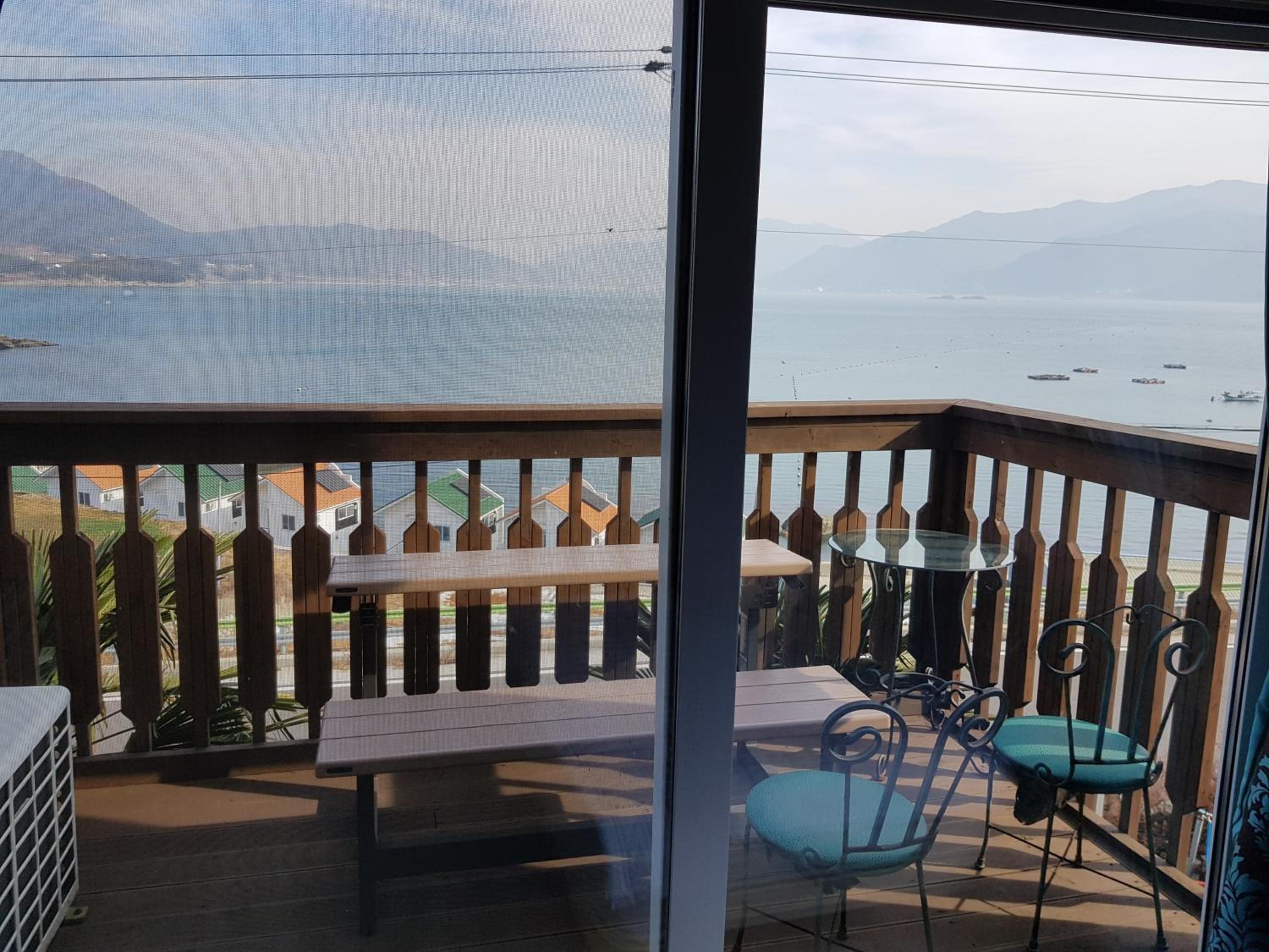 Rainbow Hill Pension
