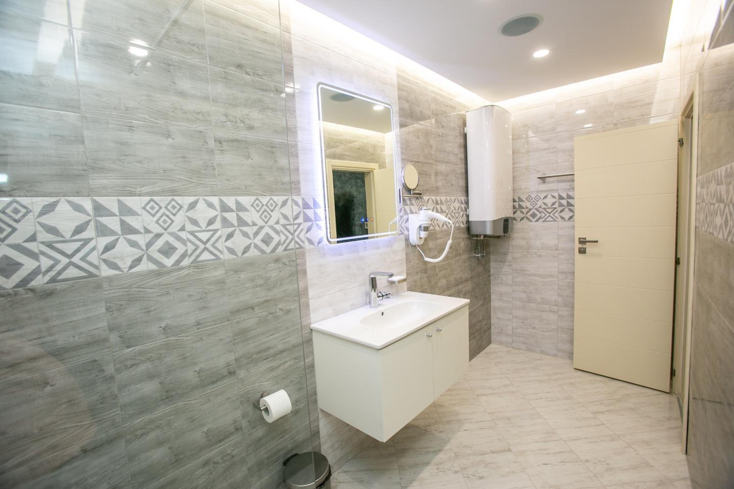 B&D Apartments Delux, NEW