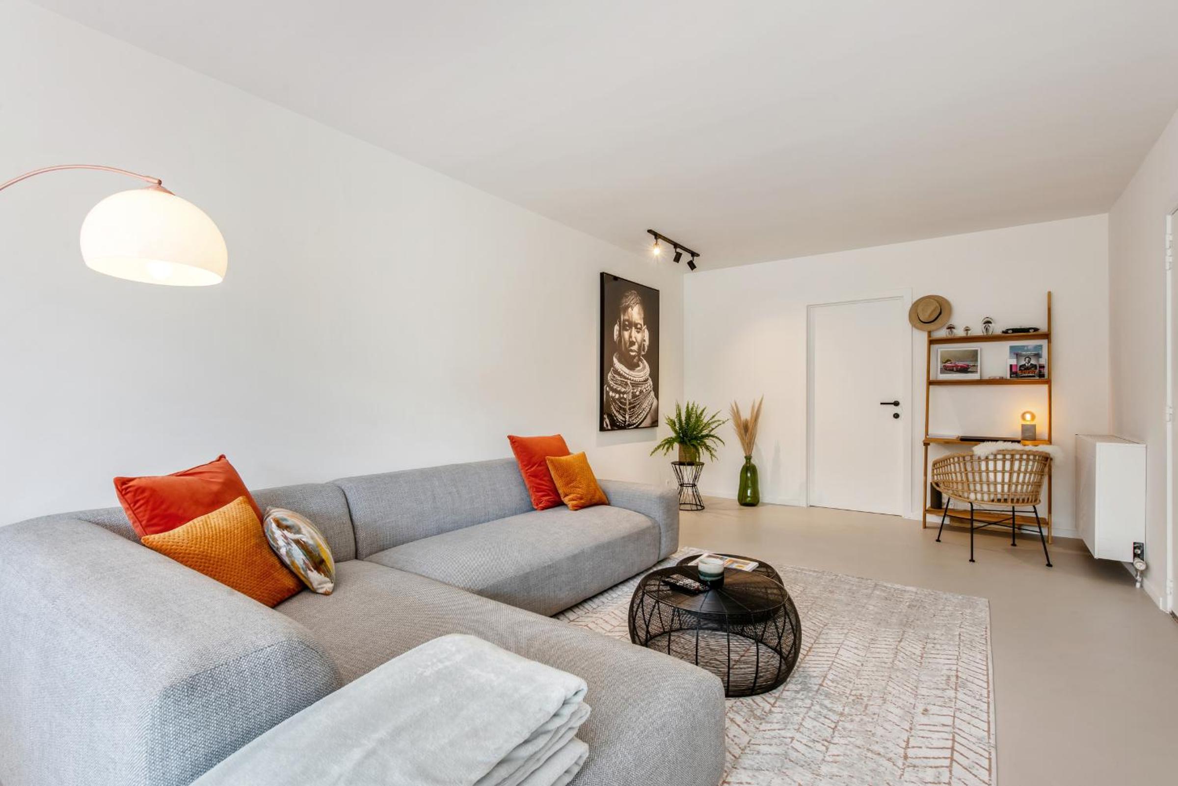 Beautifully renovated appt with big cosy terrace