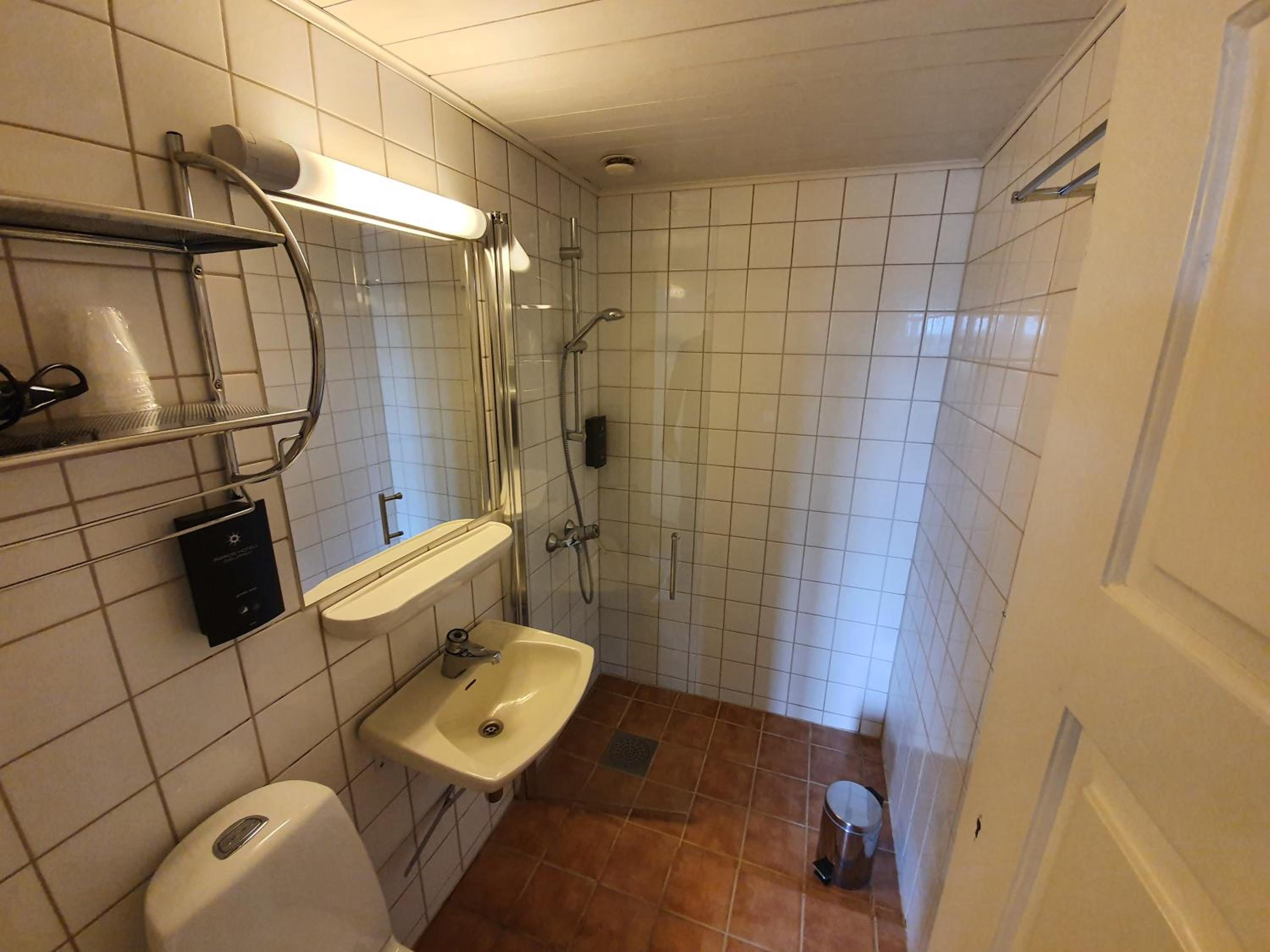 Photo 43