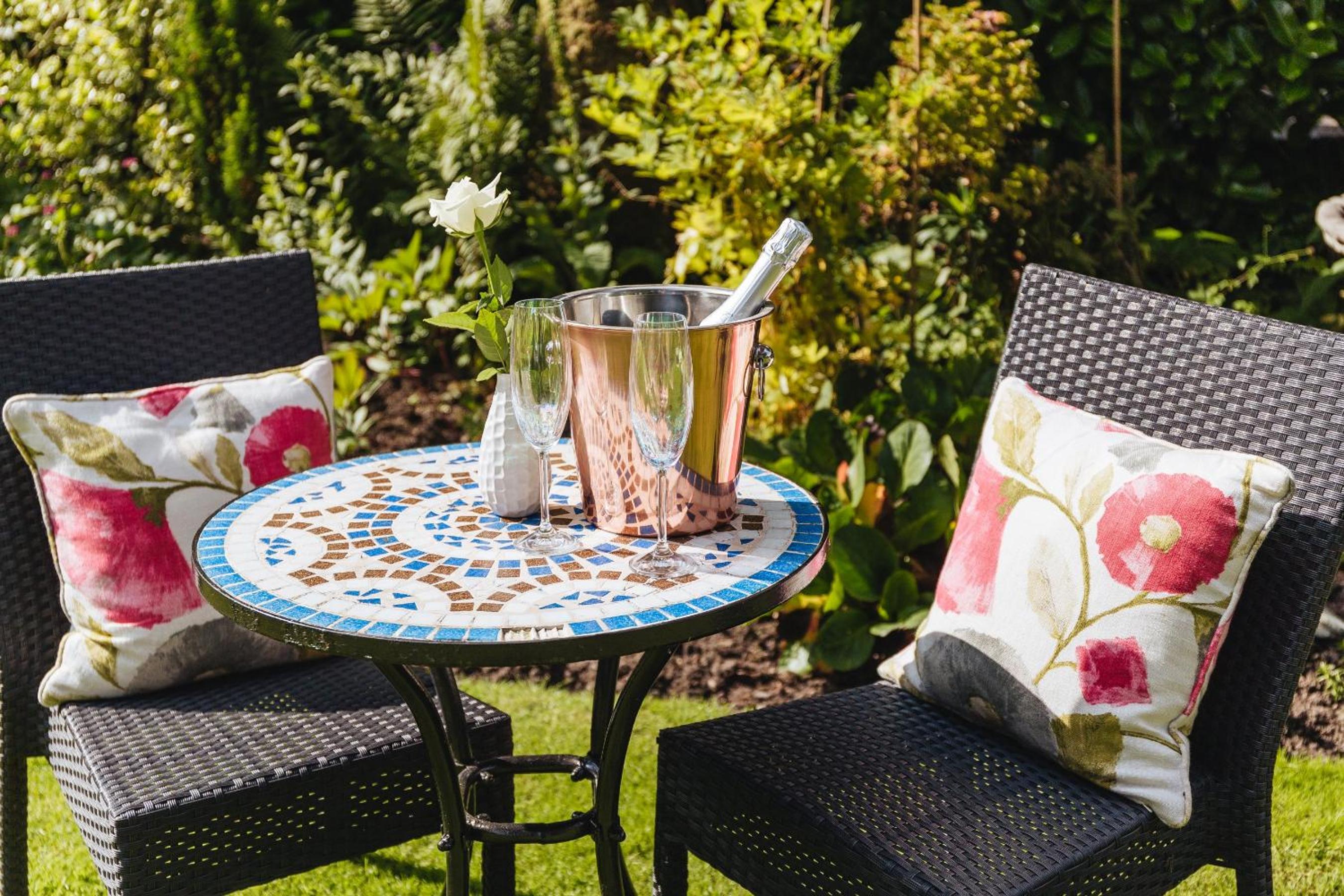 Wheatlands Lodge-Windermere - Award Winning - Adult Only - Free Car Park view 5