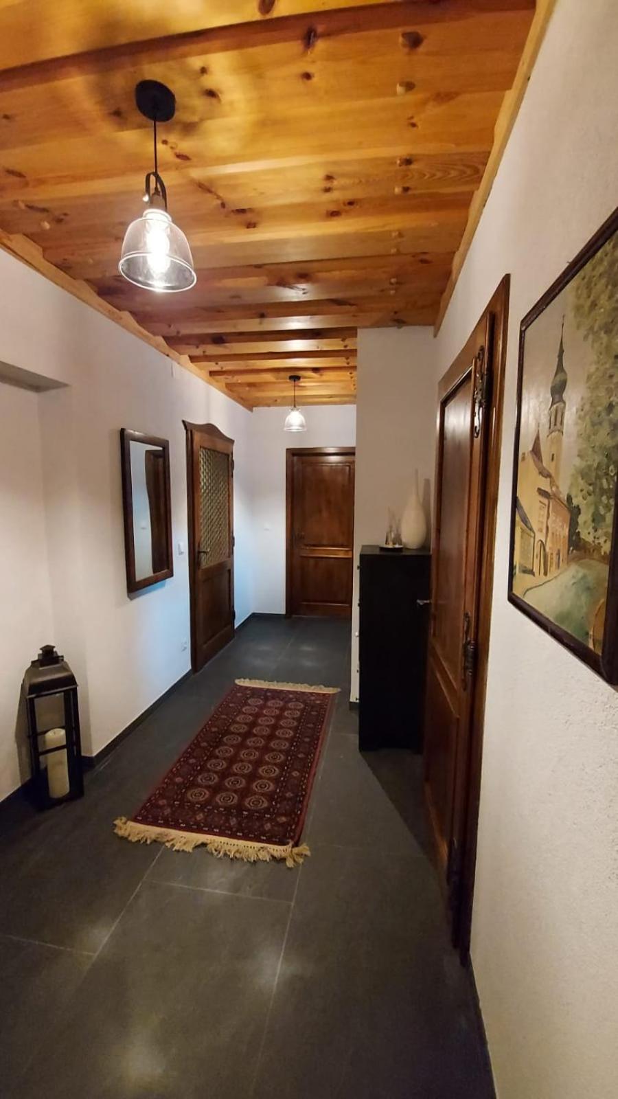 Belle Air Lodge