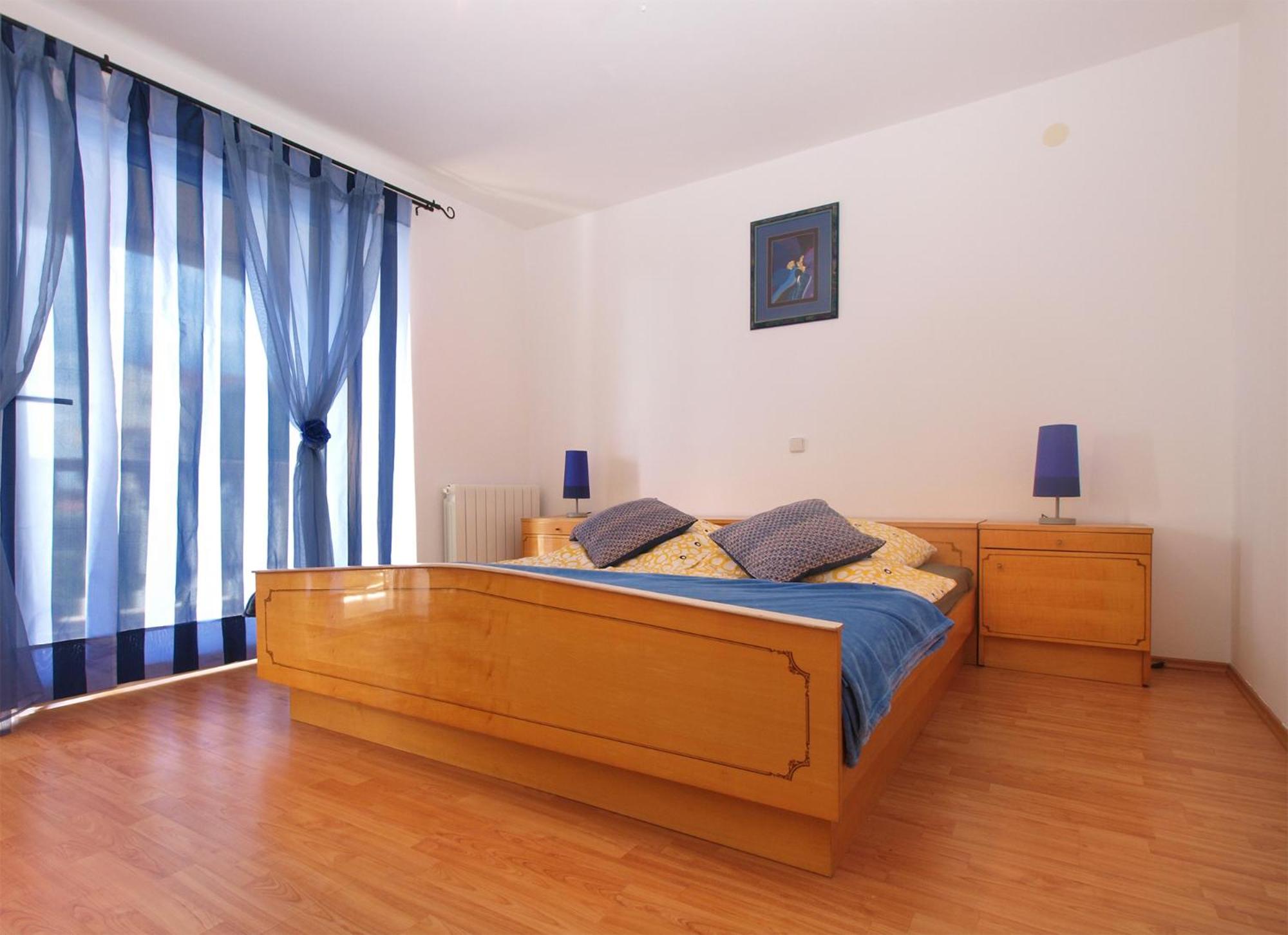 Photo 34