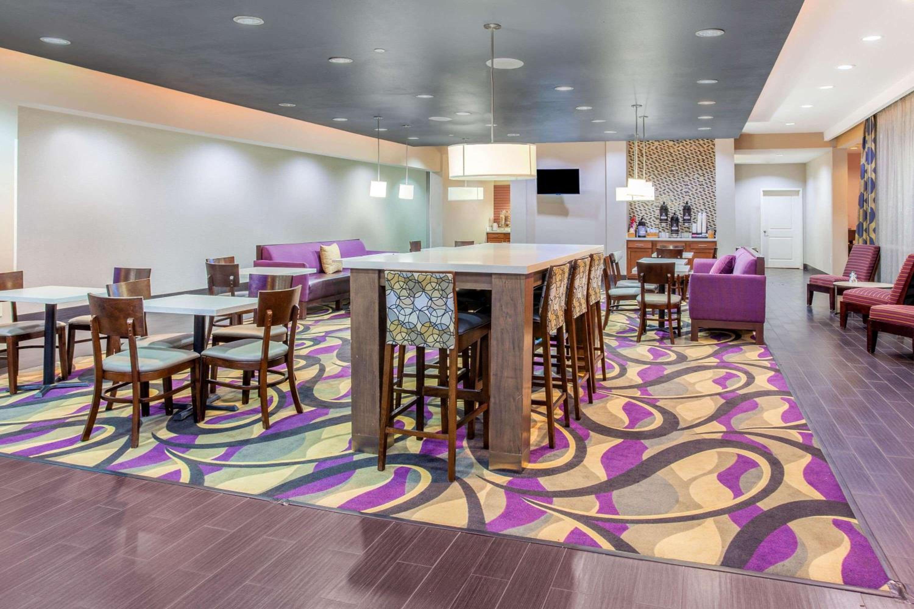 La Quinta by Wyndham Luling
