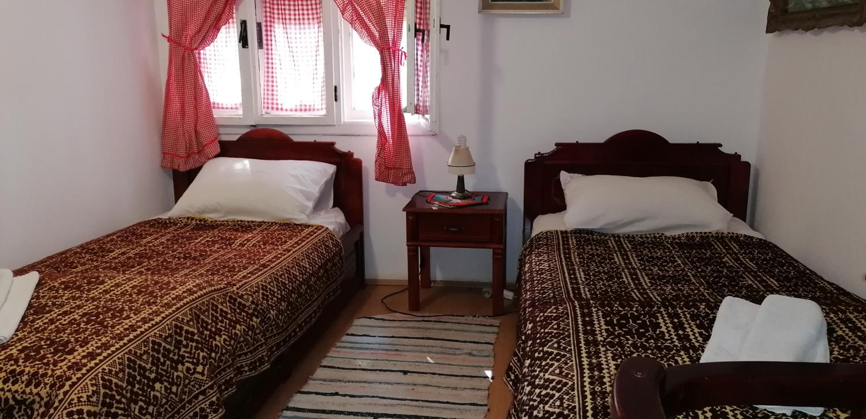 Etno Apartmani ''Vlaška kuća'' view 5