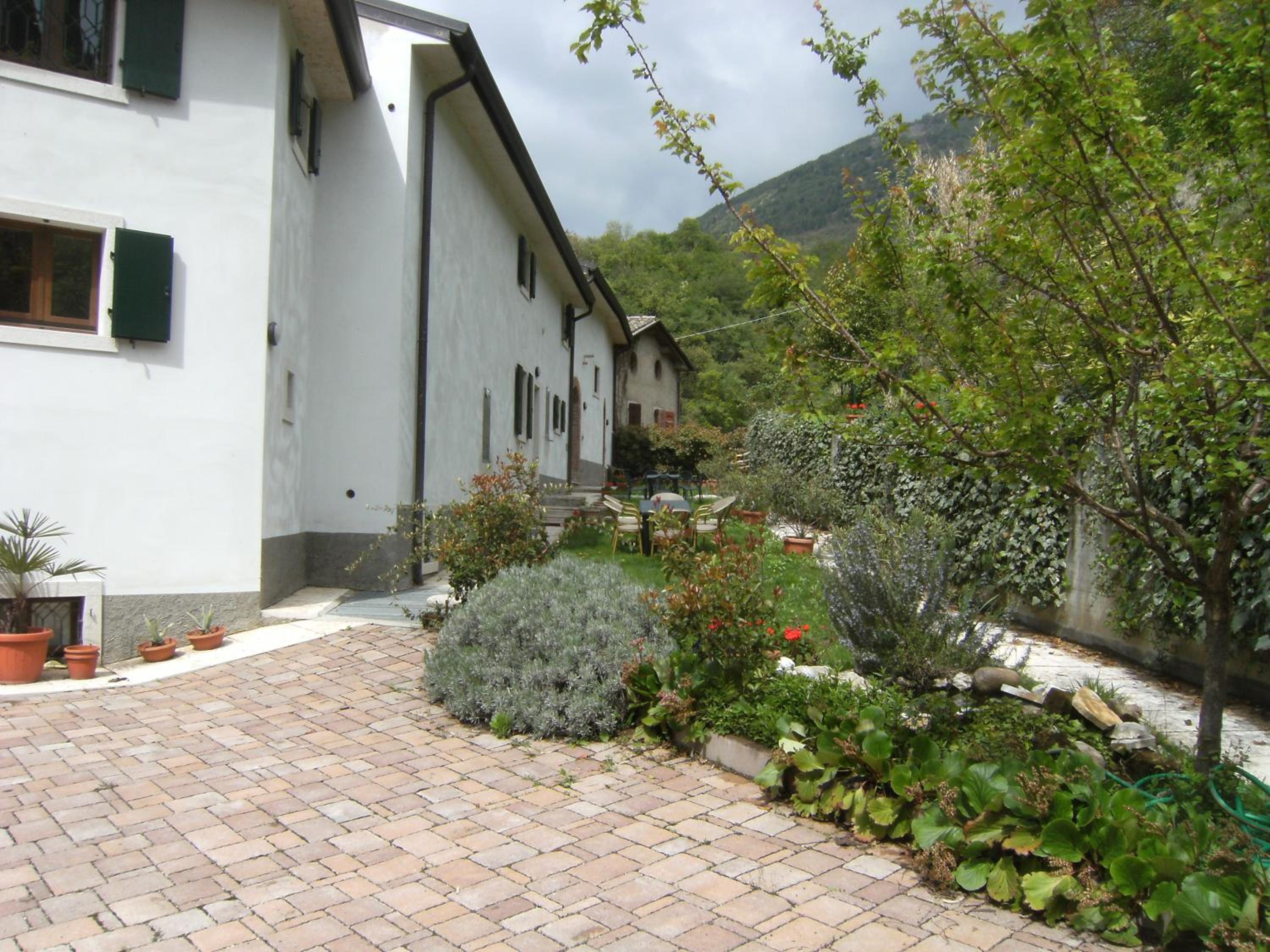 Photo 27