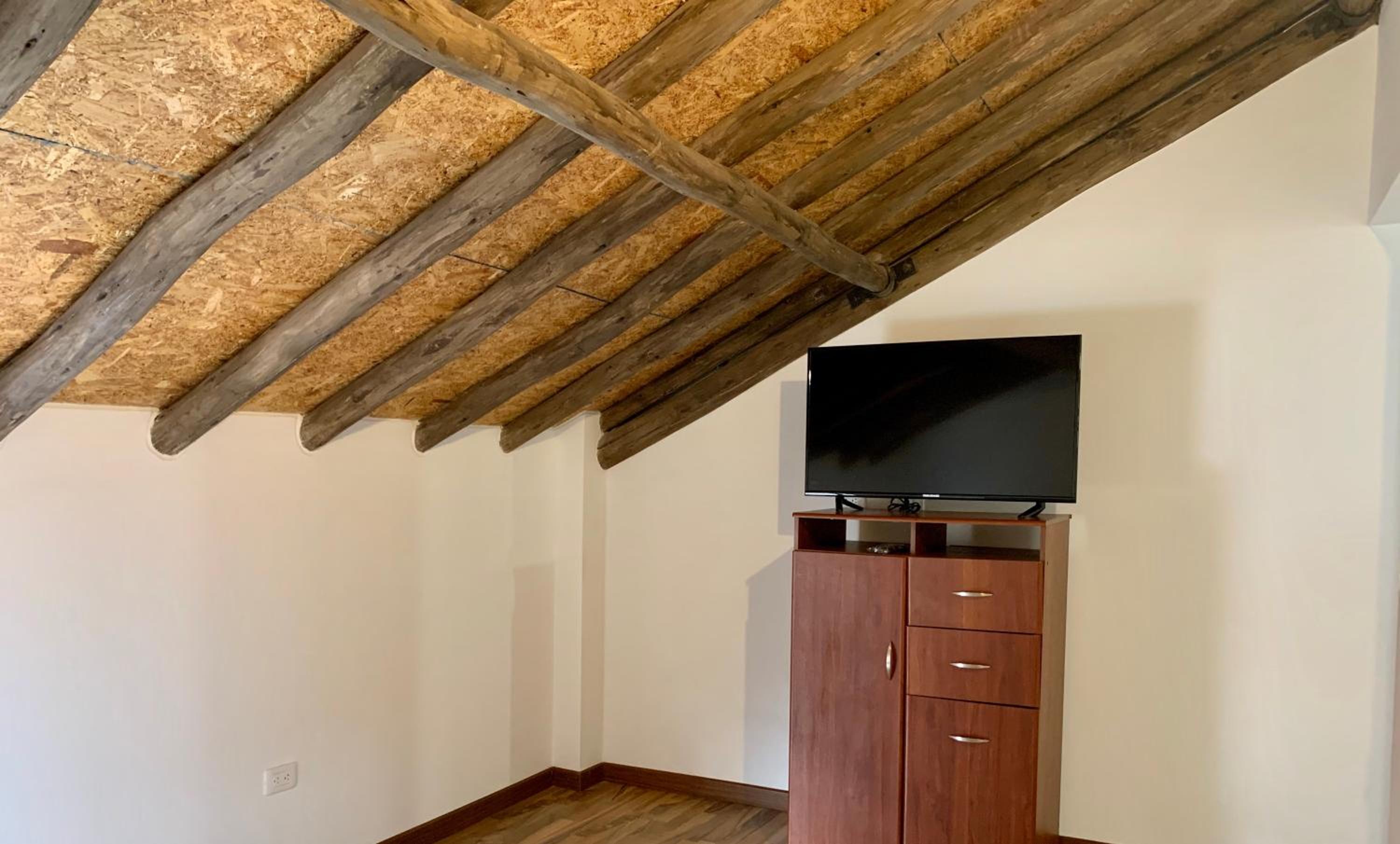 Bellísimo chalet en Zona Colonial (301)