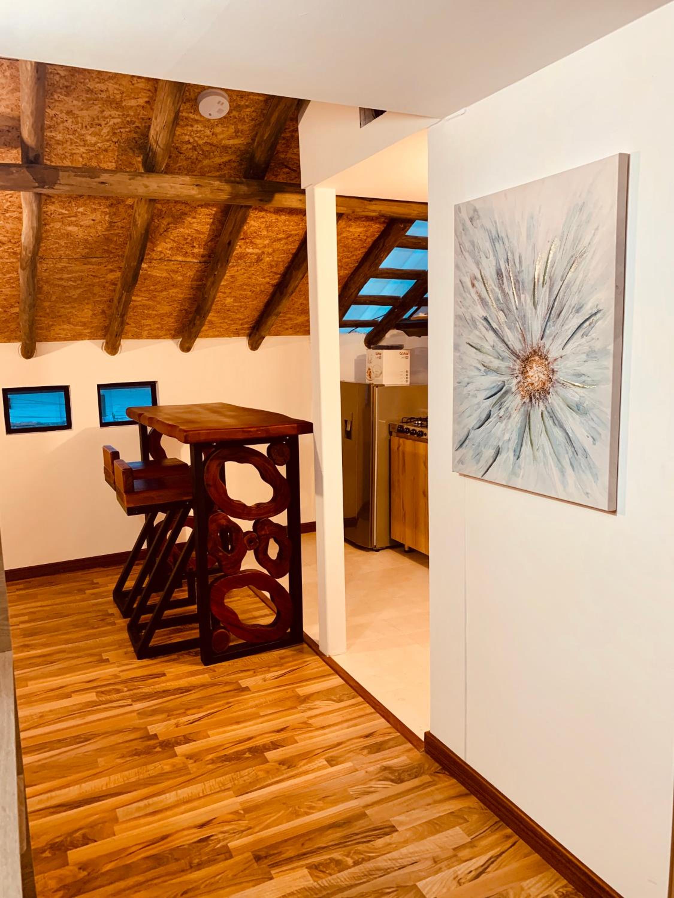 Bellísimo chalet en Zona Colonial (301)
