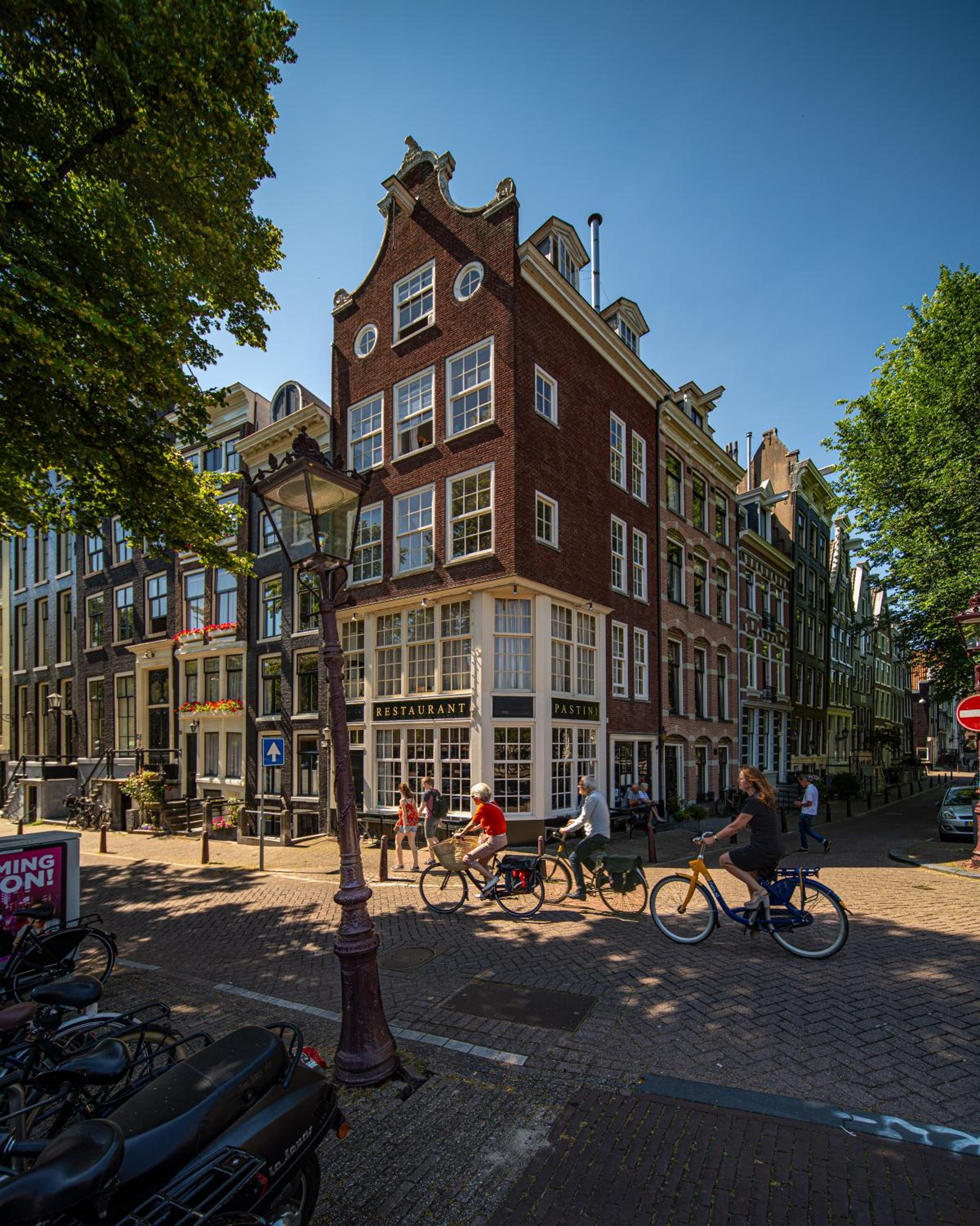 Leidse Square 5 star Luxury Apartment
