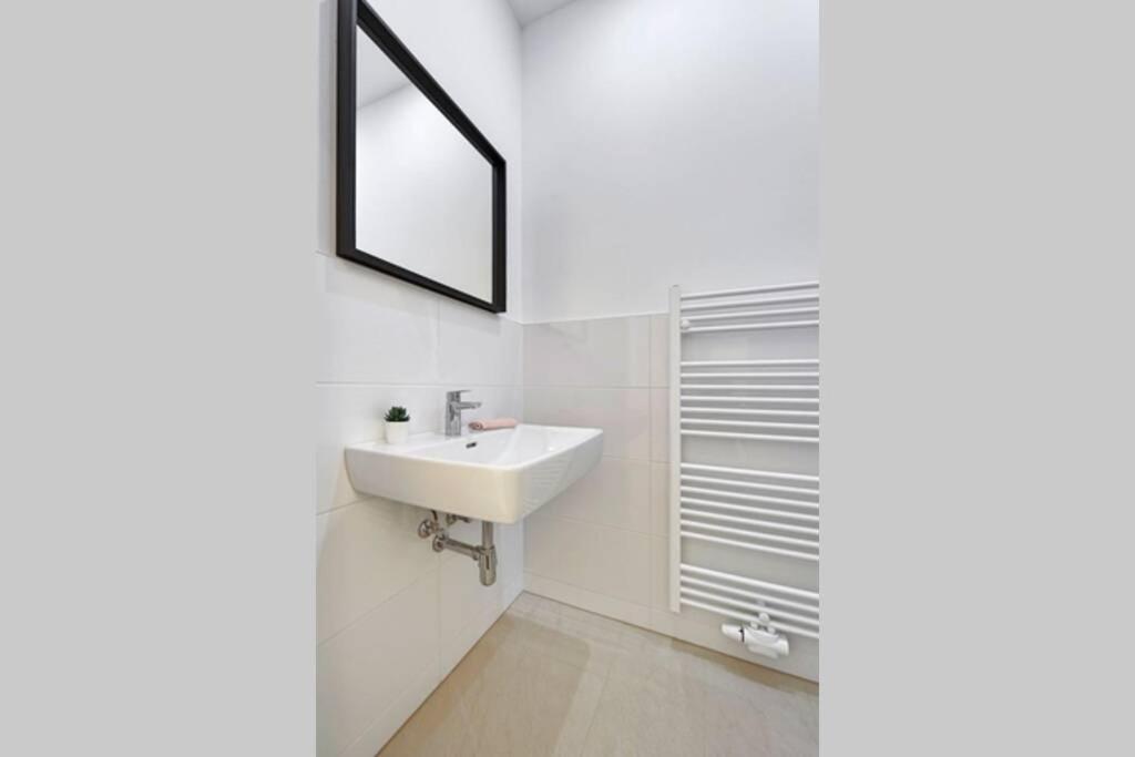 Vienne City Apartment Crown 6