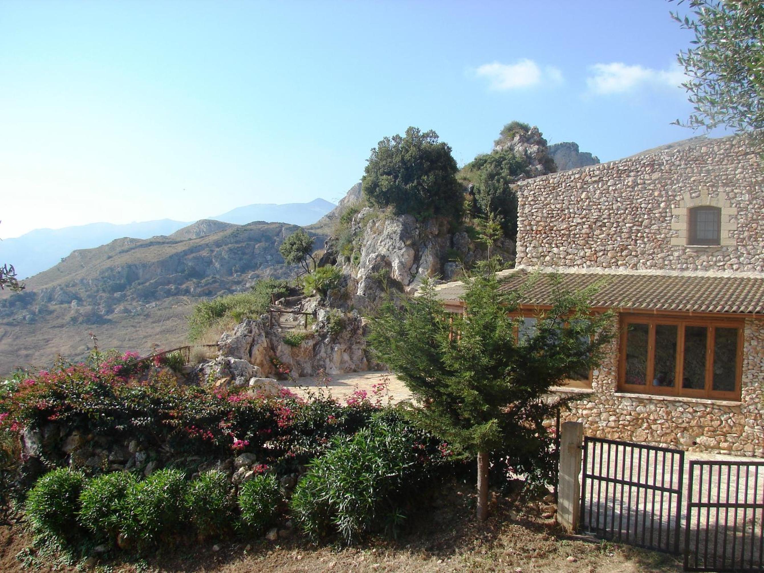 Photo 20