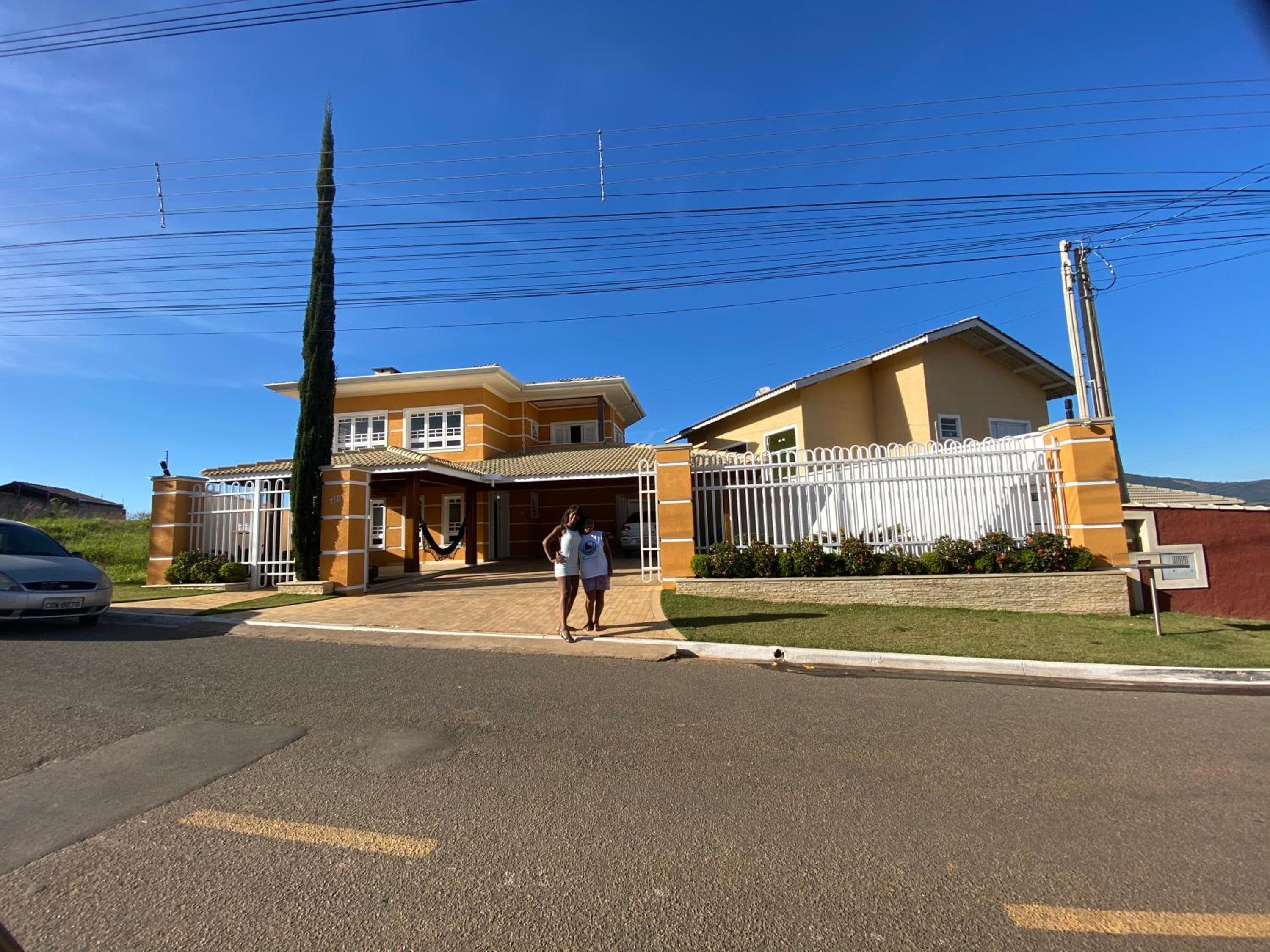 Casa de Campo Alto Padrao