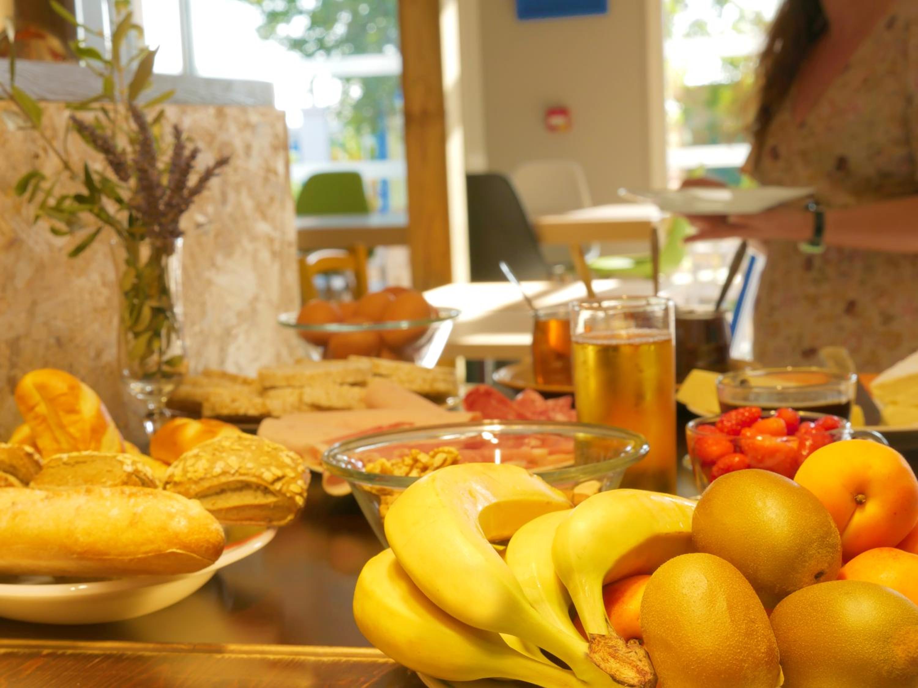 Vitrolles Vacations - greet Hotel Marseille Provence Aeroport - Property Image 7