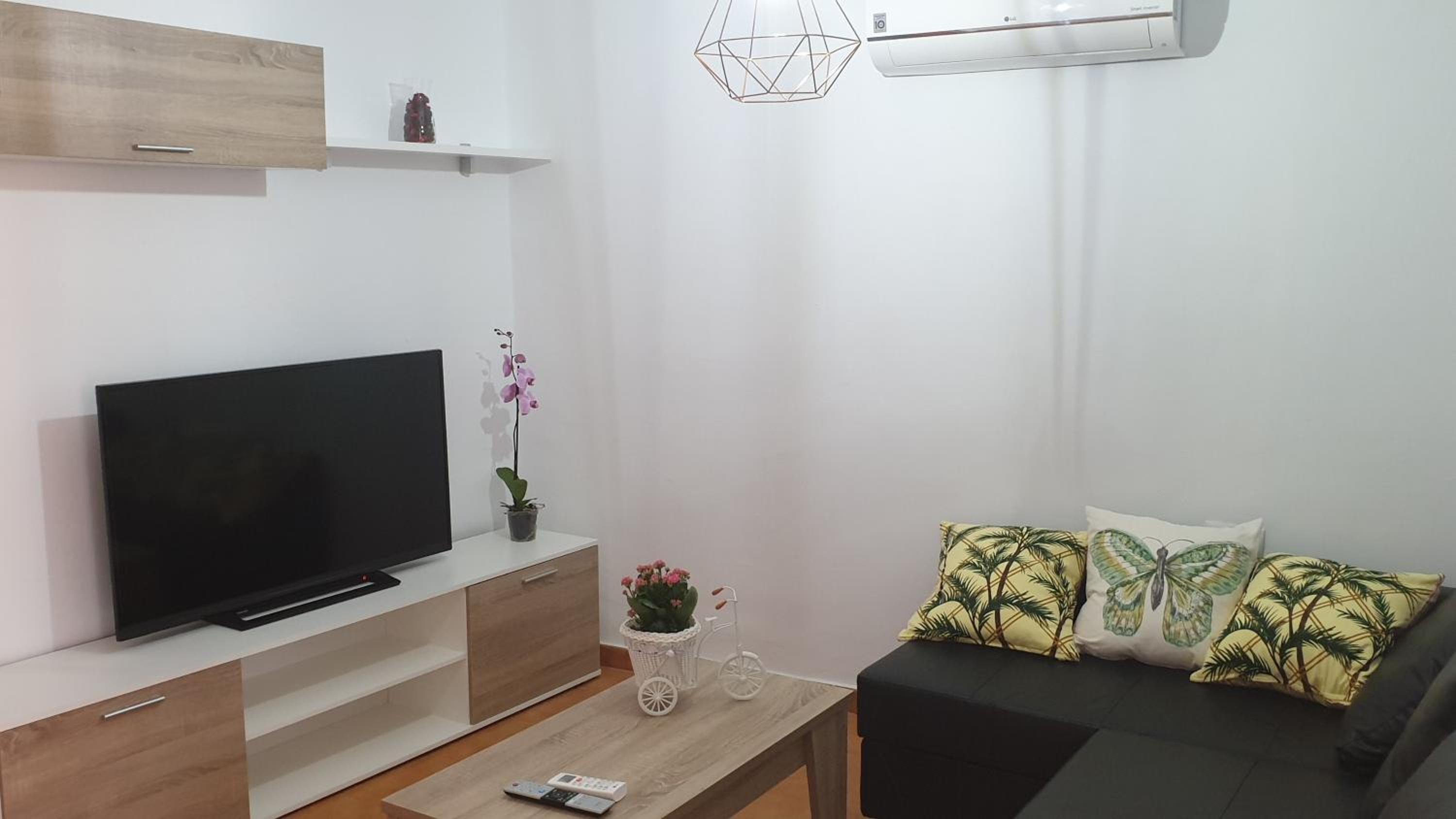 Rota Vacations - Apartamento Helena - Property Image 1