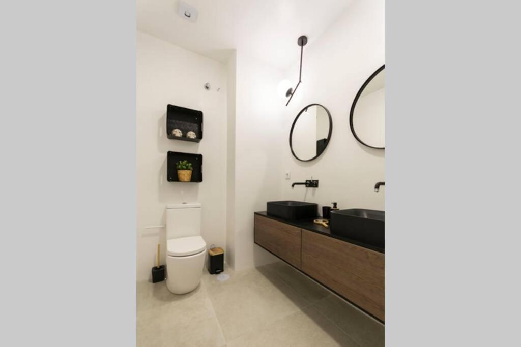 City center Terrace +2Baths +2Rooms +Free Wifi photo 2