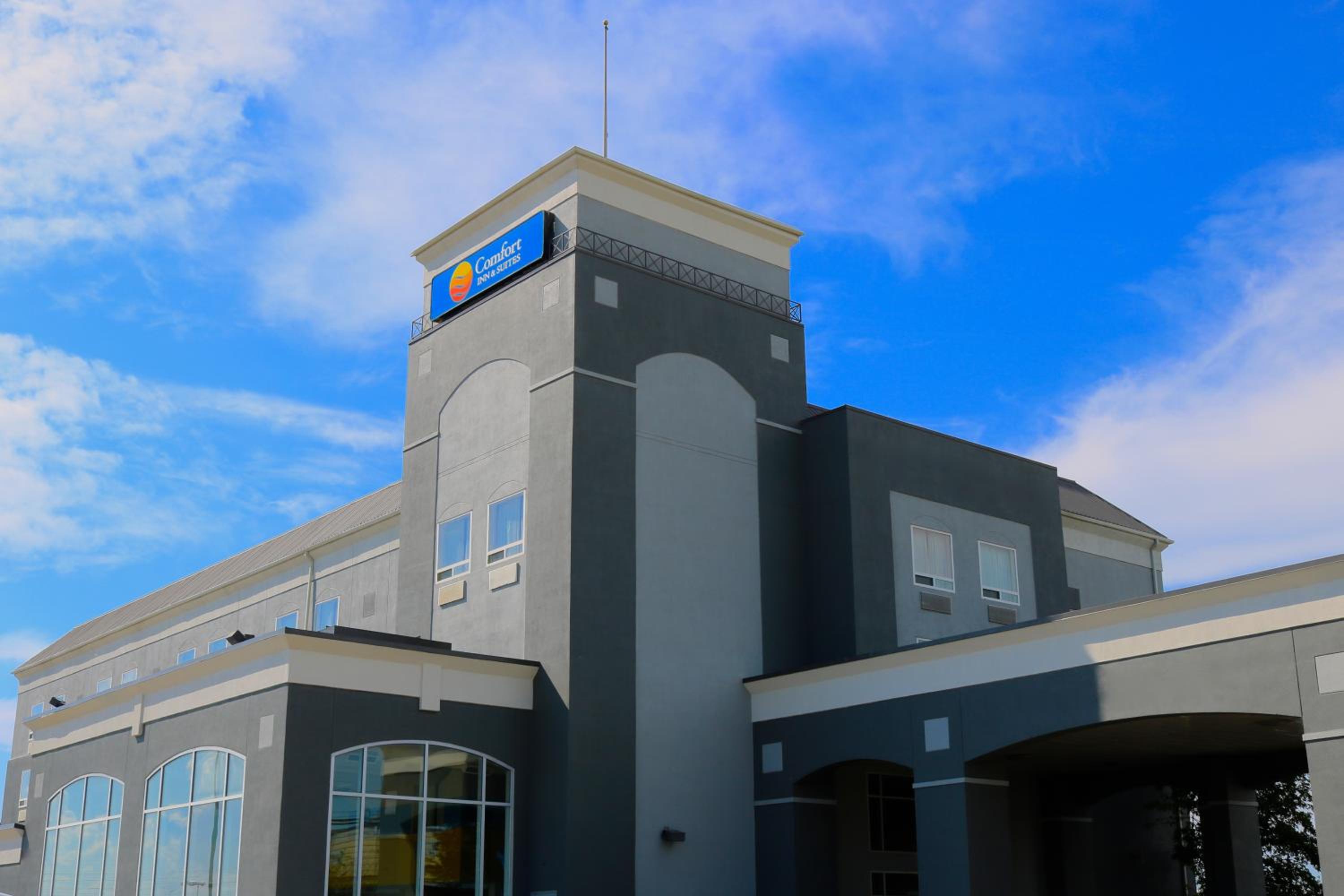 Comfort Inn & Suites Airport South-0