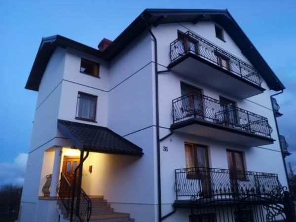 Photo 33