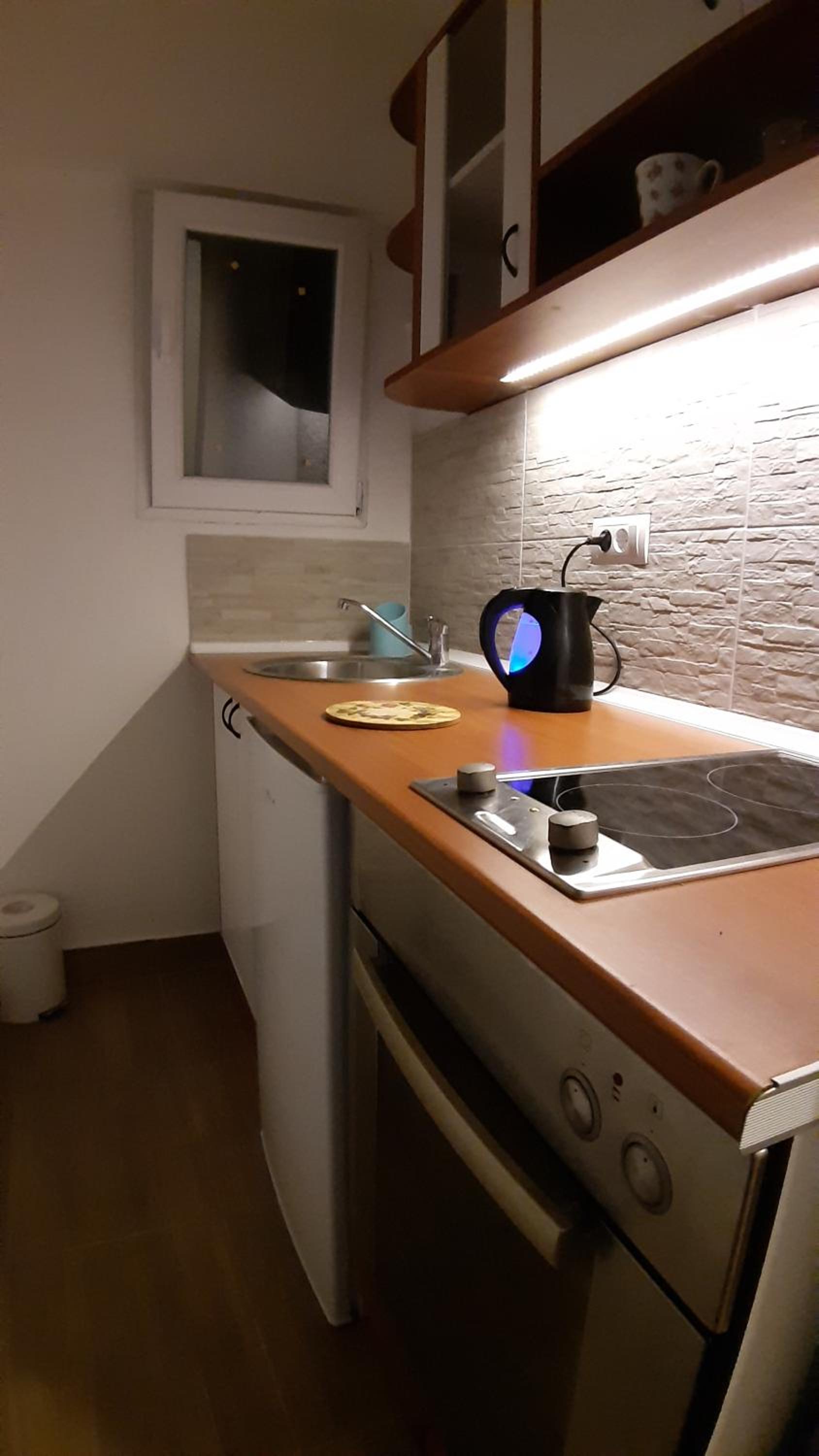 Azzurro Studio Apartment view 5