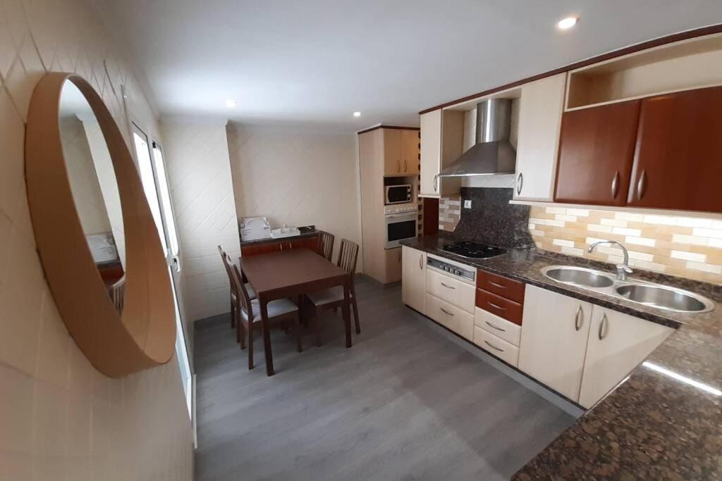 Modern huge appartement, just 100 m from the beach view 3
