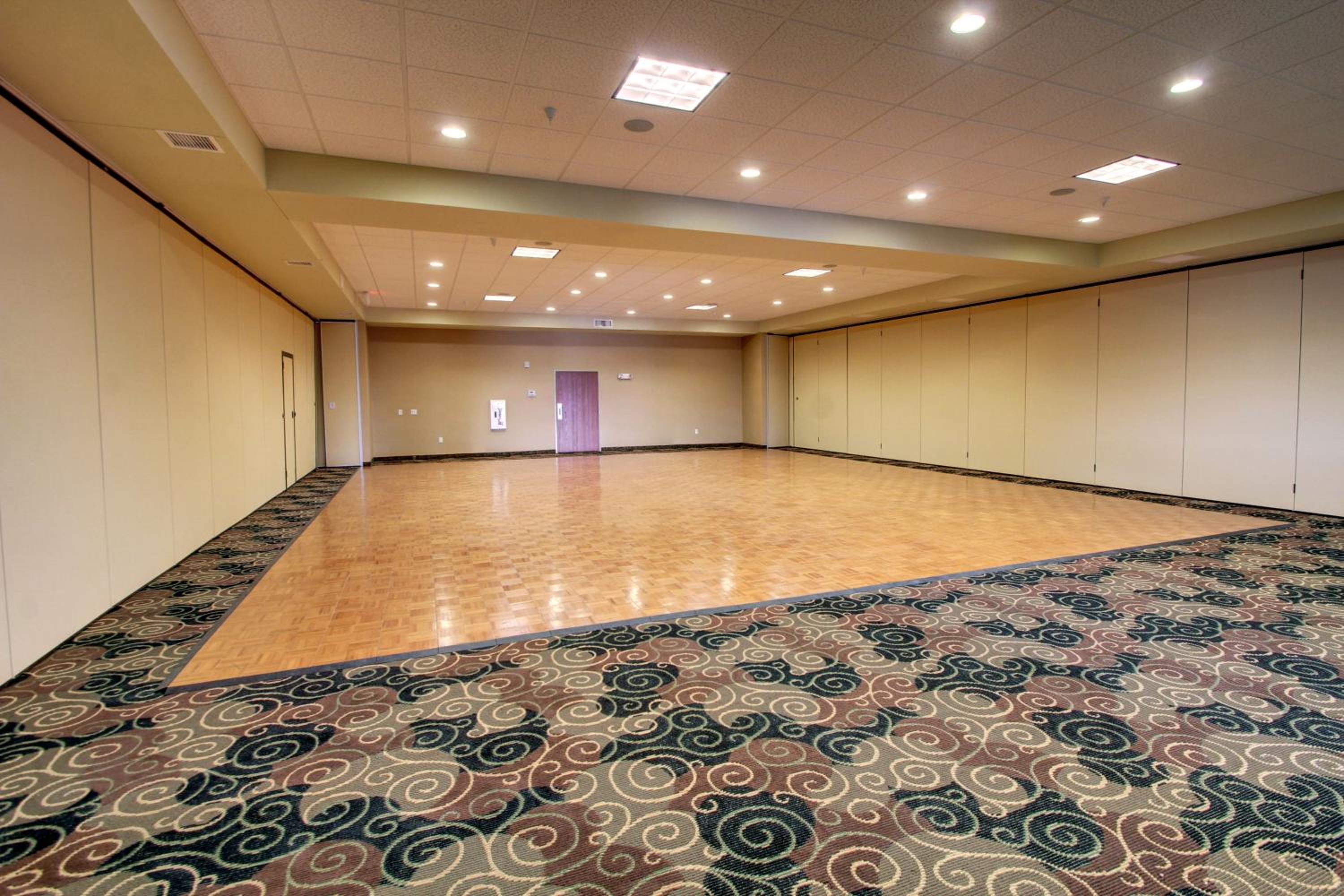 Cobblestone Inn & Suites - Bottineau