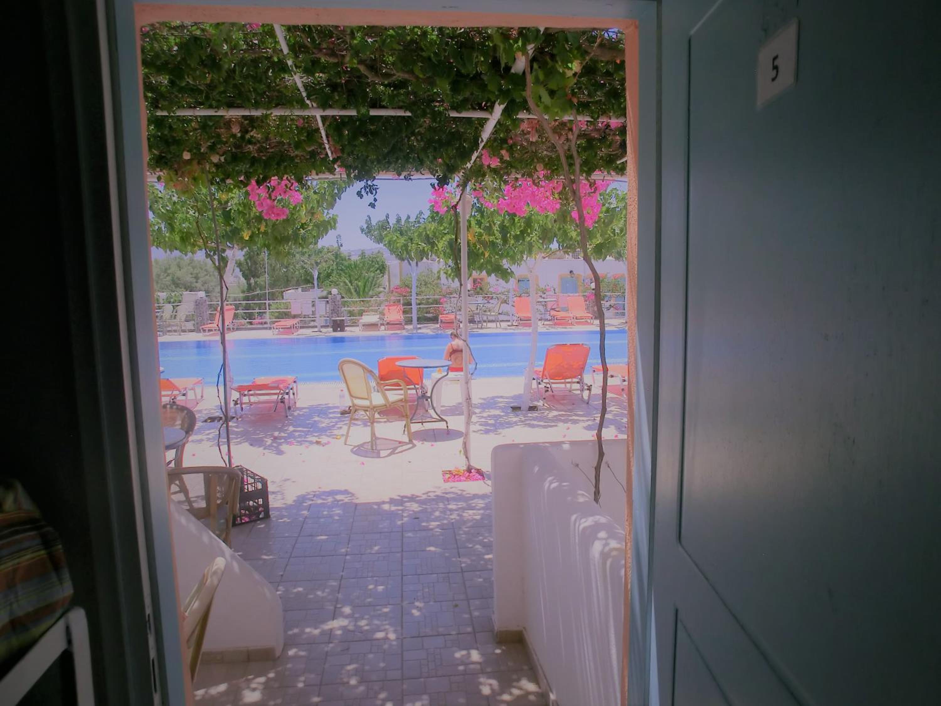 Santorini Camping & Hostel
