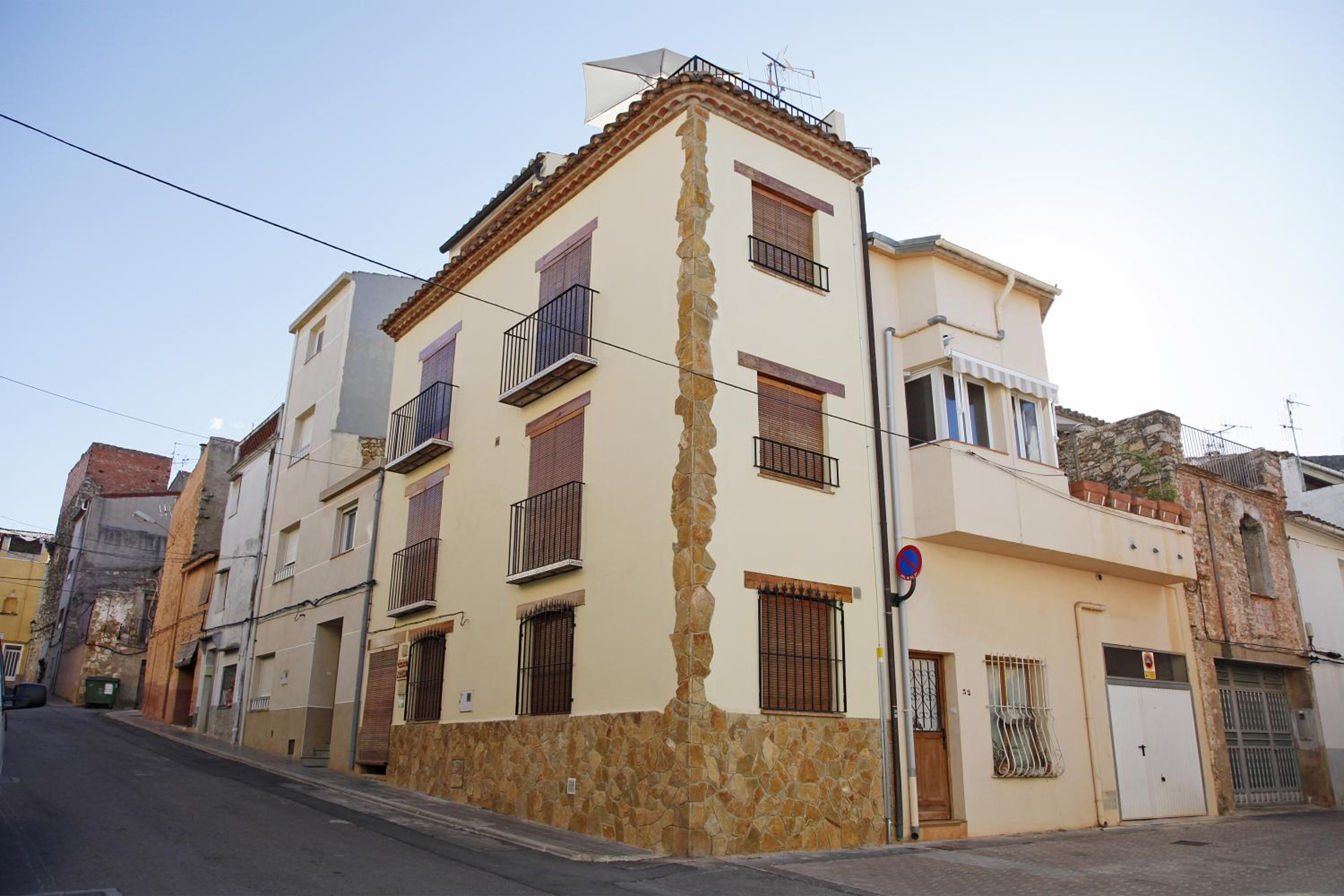 Casa rural con terraza en Cabanes - Mar y montaña - Ideal para grupos y familias