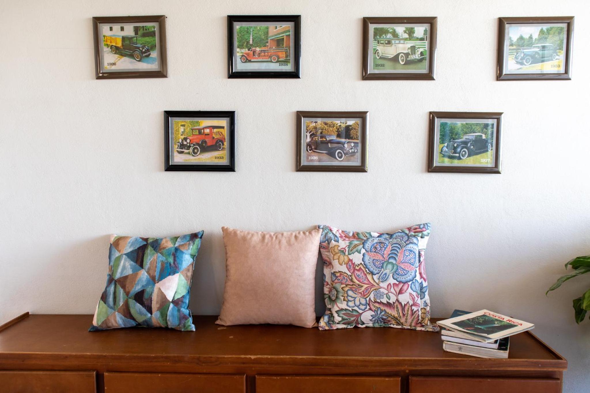 Hostel Bouganvilia Bed and Breakfast