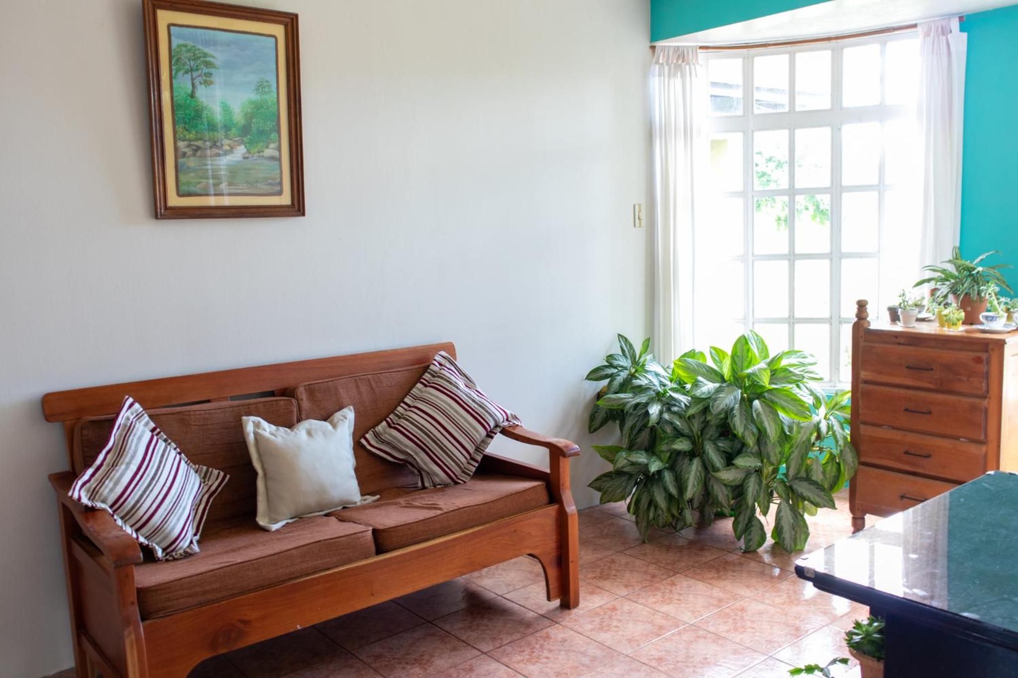 Hostel Bouganvilia Bed and Breakfast