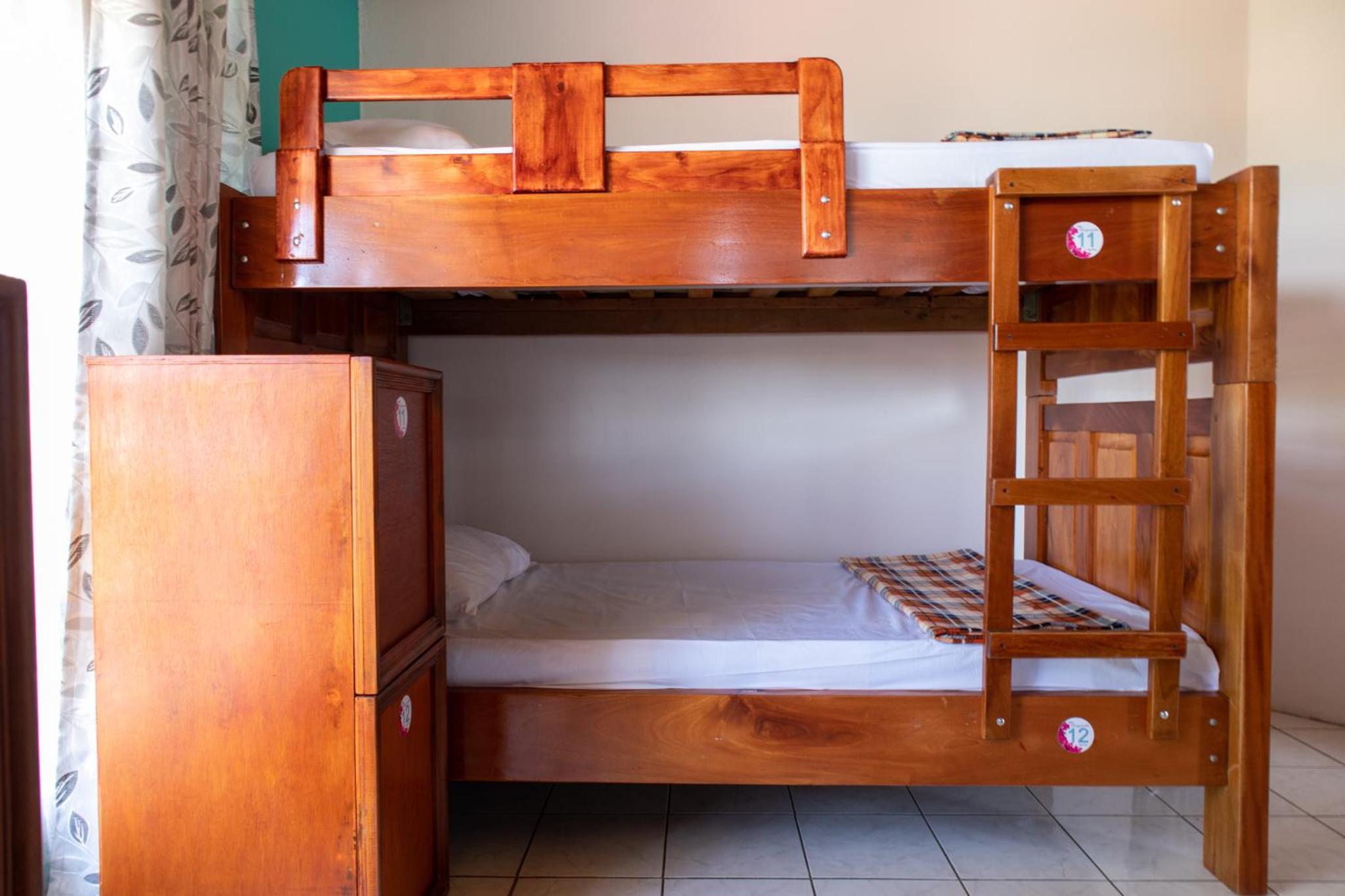Hostel Bouganvilia Bed and Breakfast