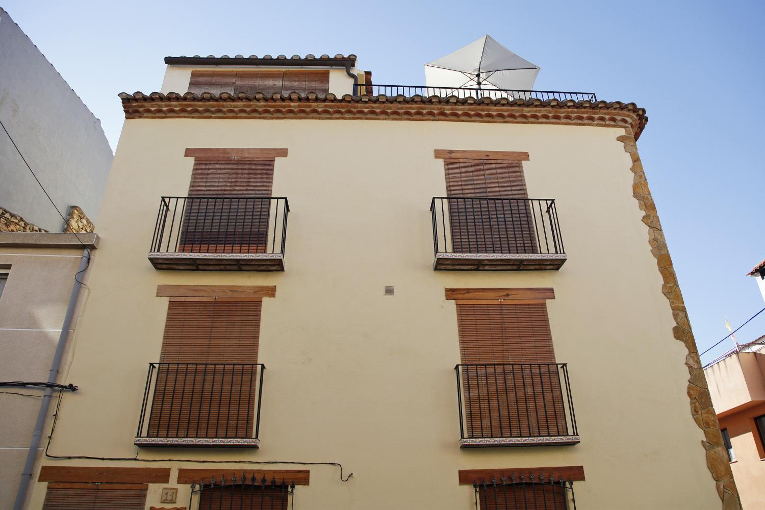 Casa rural con terraza en Cabanes - Mar y montaña - Ideal para grupos y familias