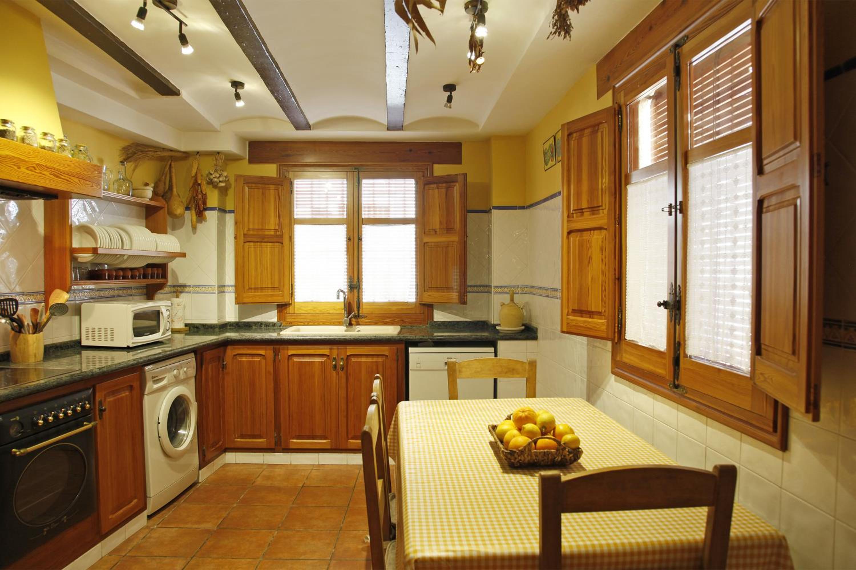 Casa rural con terraza en Cabanes - Mar y montaña - Ideal para grupos y familias
