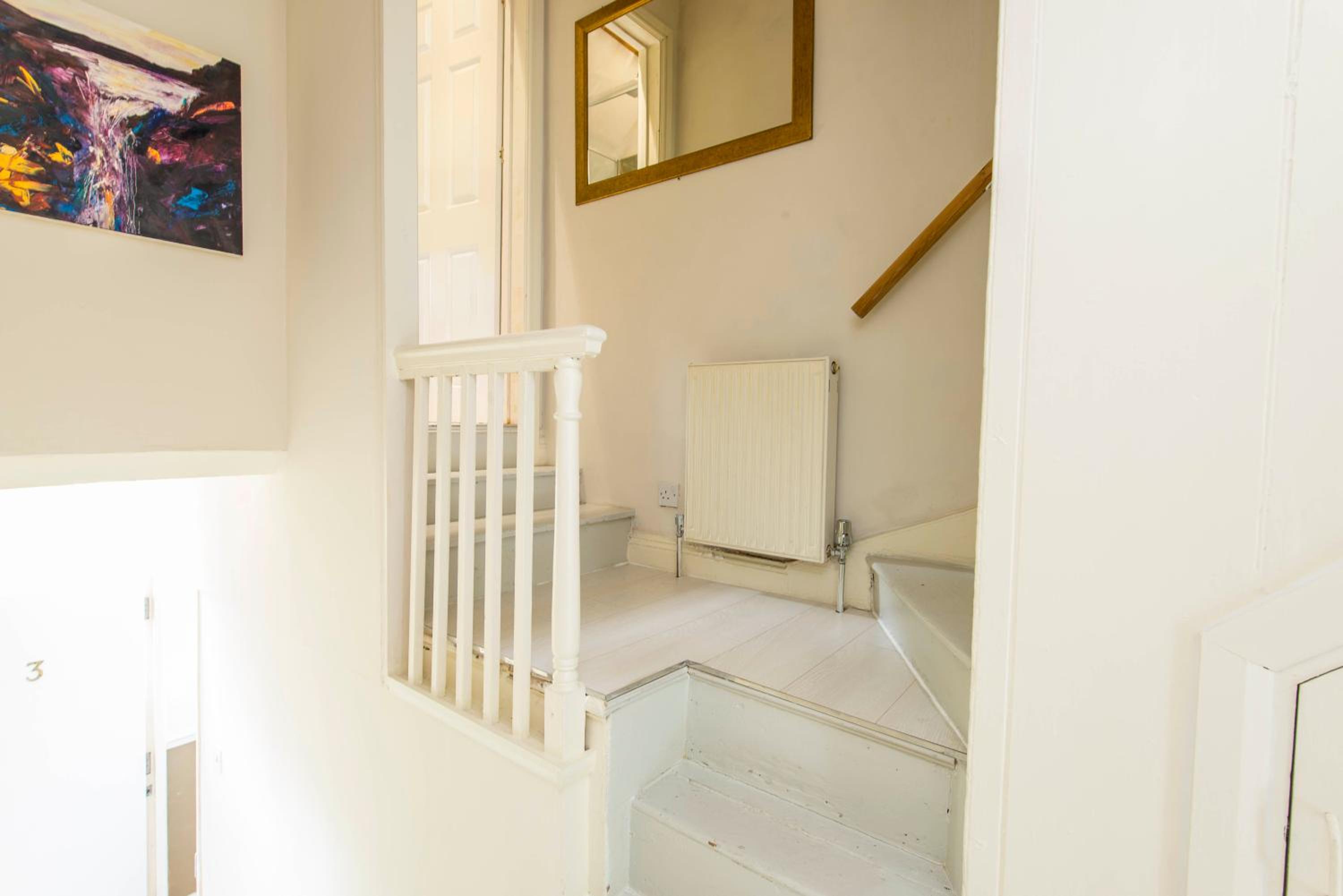 Charming two bedroom Maisonette