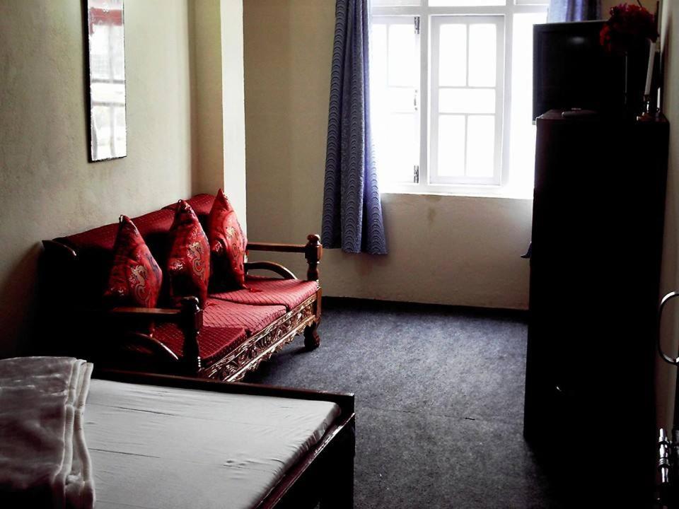 Very Homely Hotel for Tourists view 3