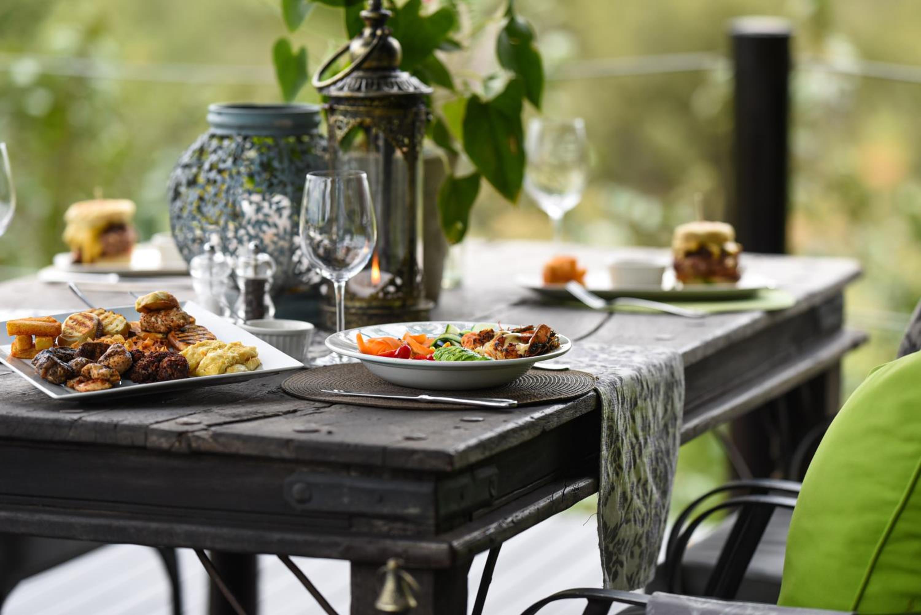 Khaya Ndlovu Safari Manor