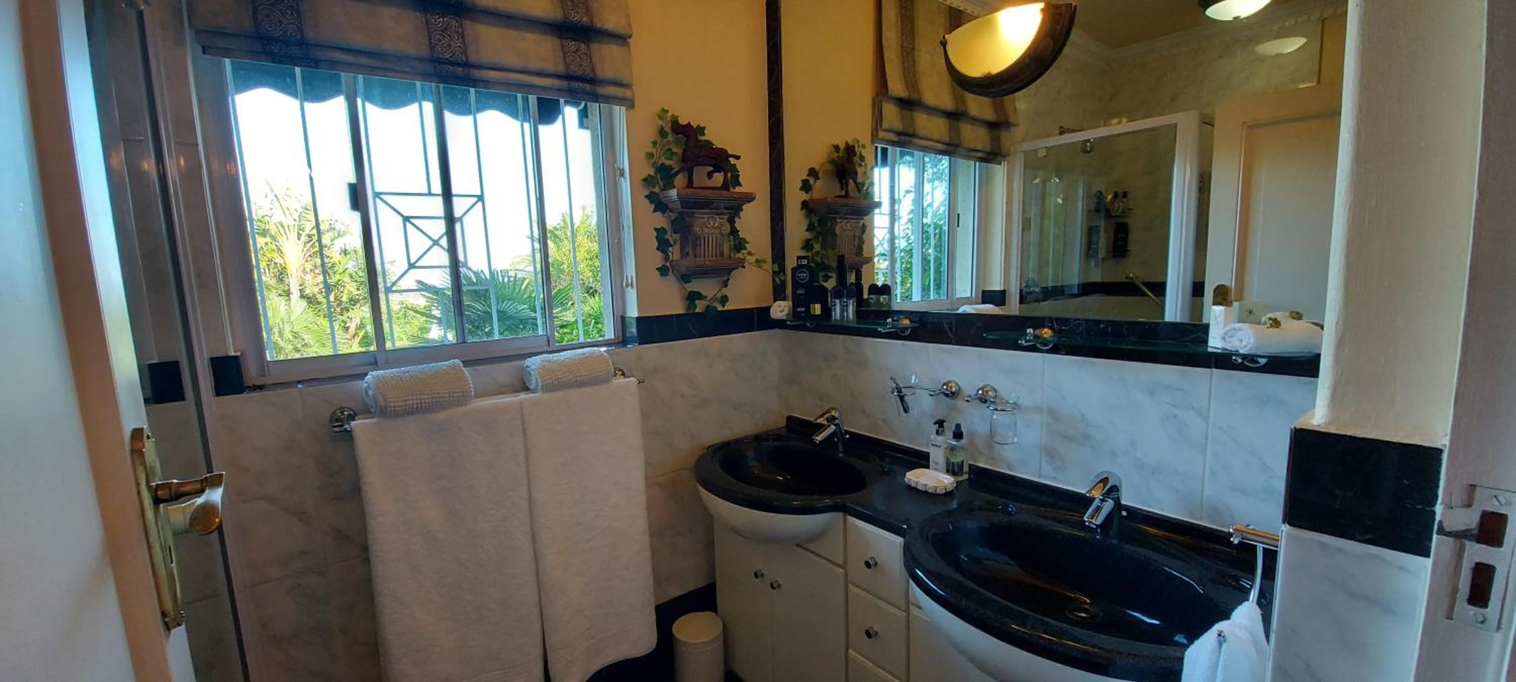 Roosboom Guest Apartments