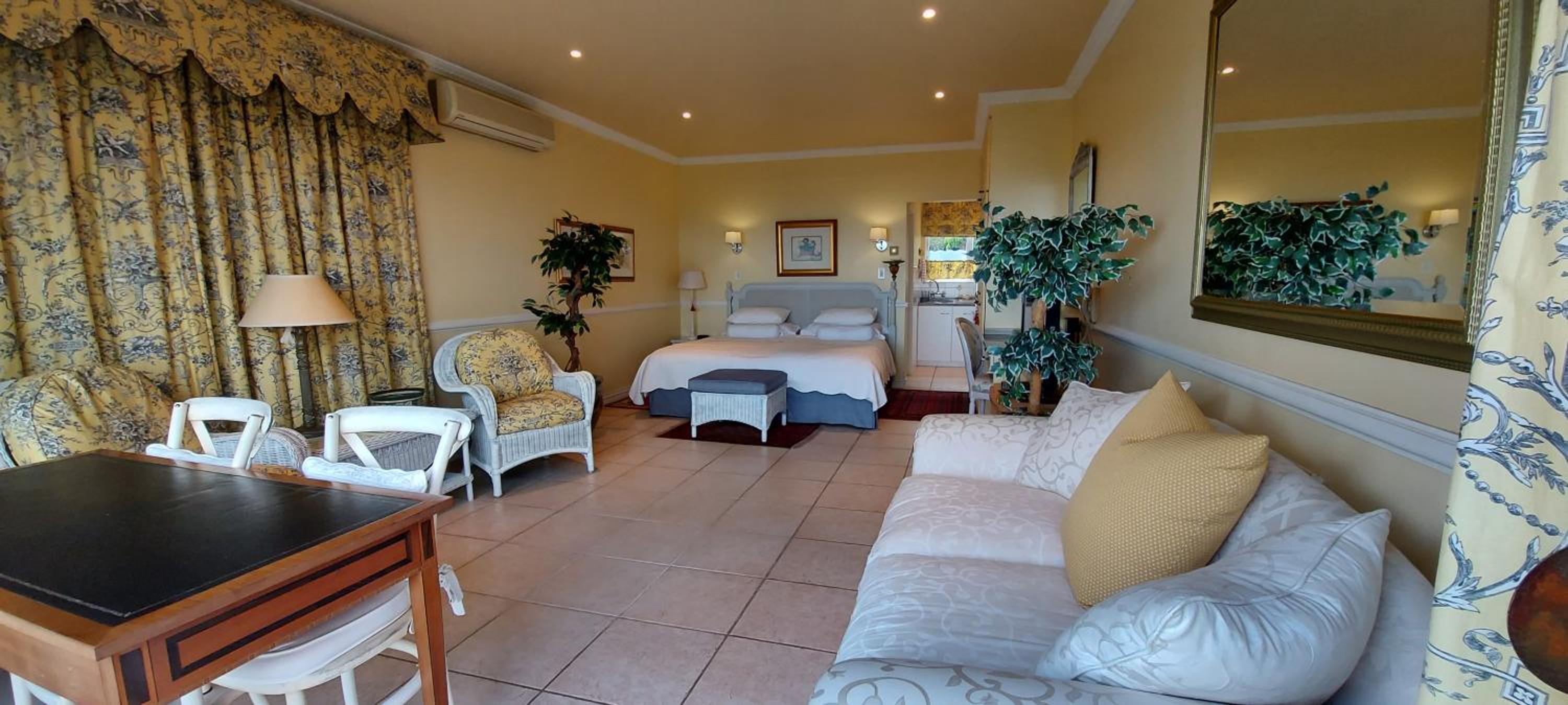 Roosboom Guest Apartments