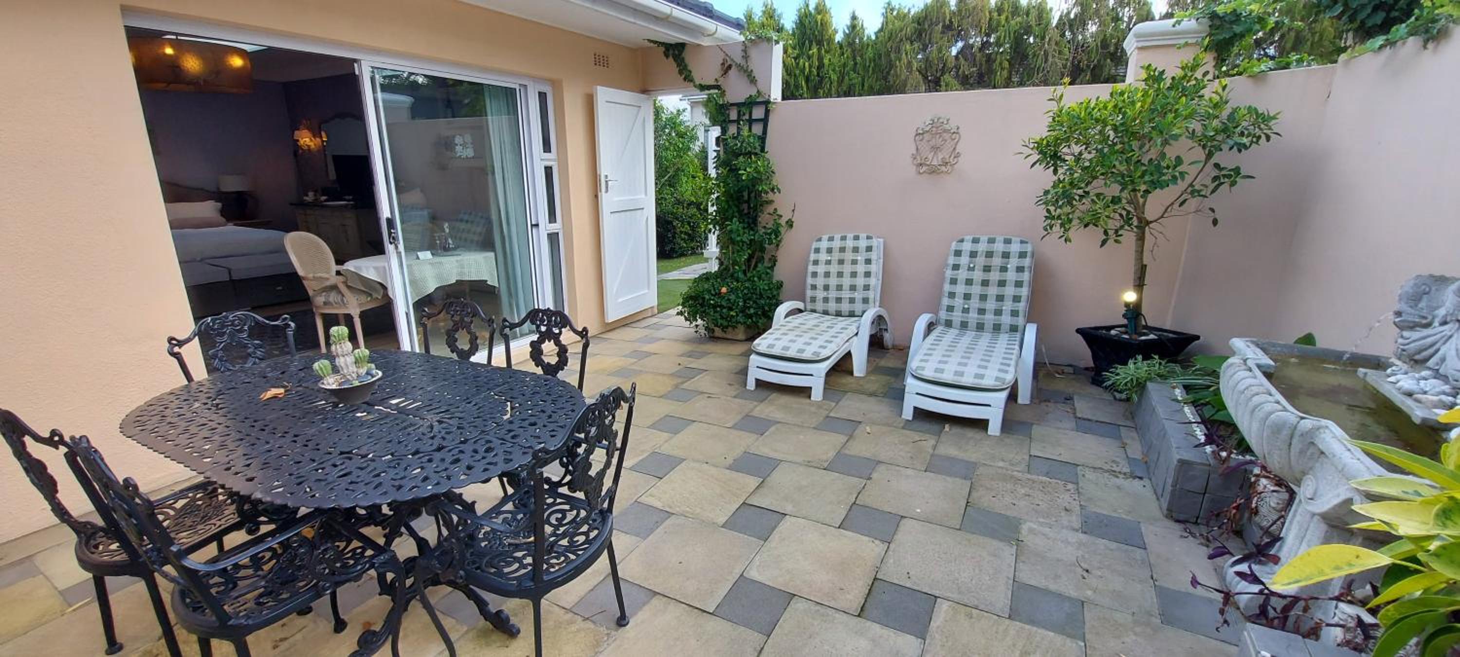 Roosboom Guest Apartments