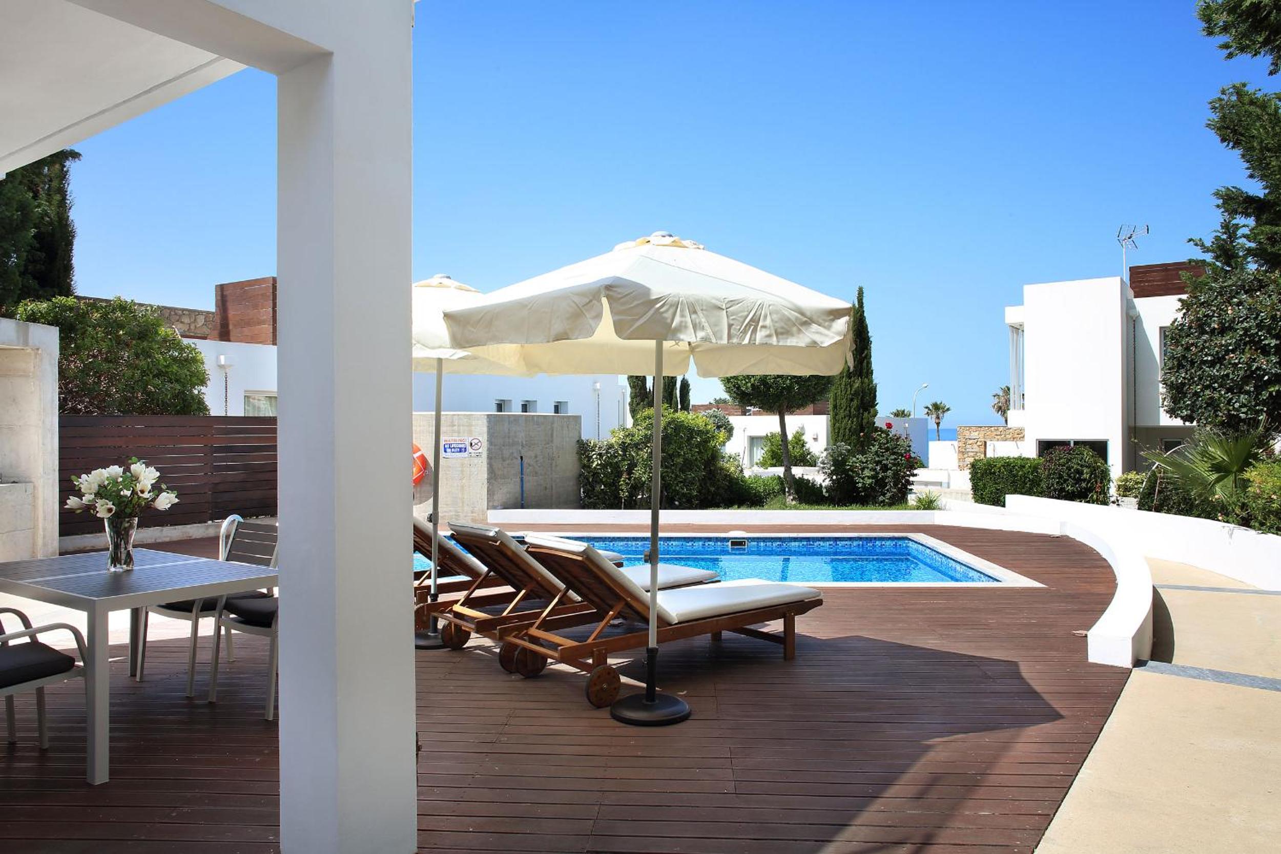 Photo 63