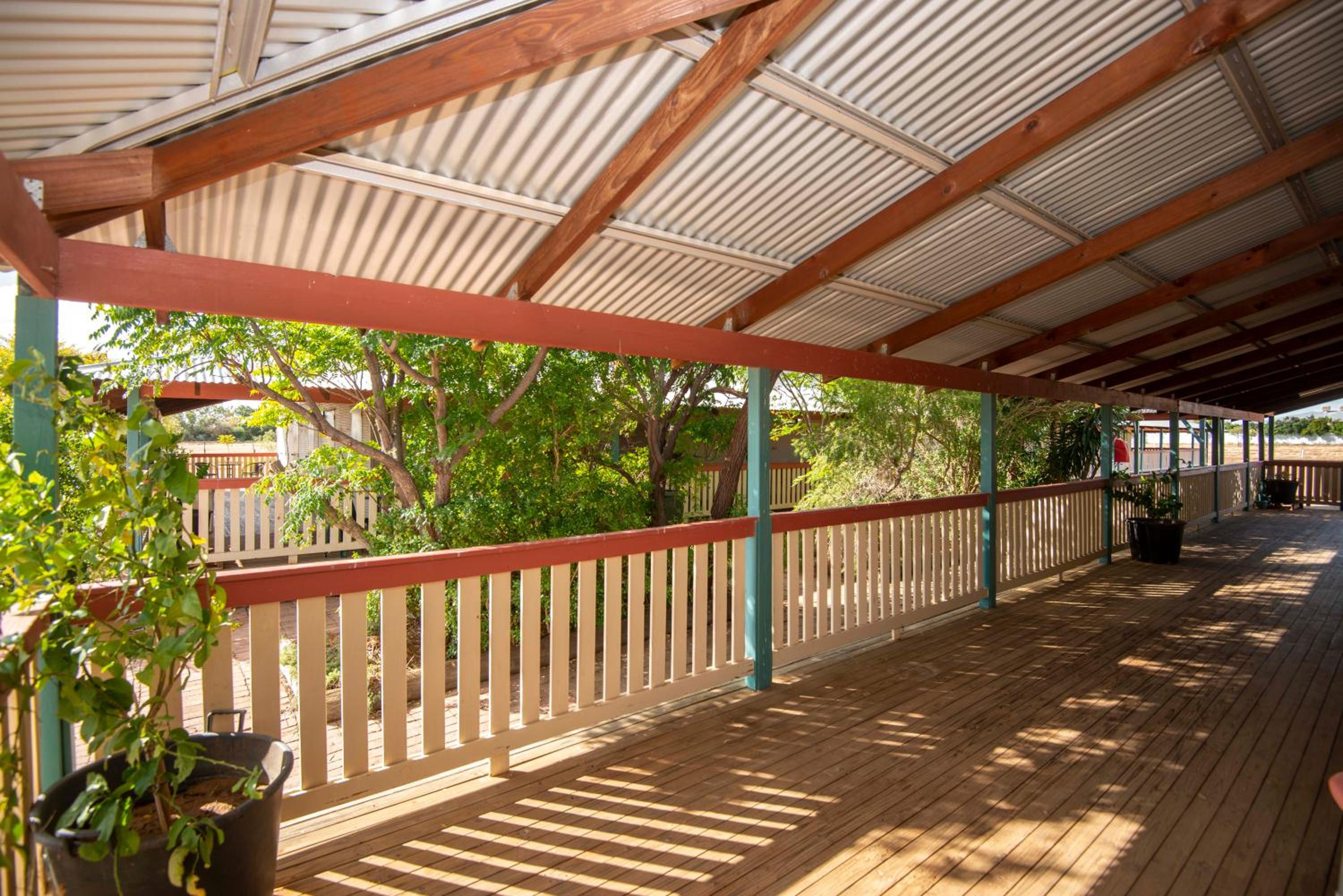 Outback Adventures Backpackers