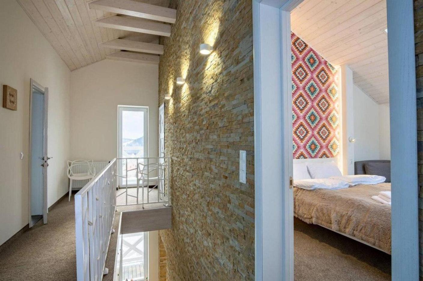 Шале БІЛИЙ ЛЕВ - WHITE LION Chalet view 5