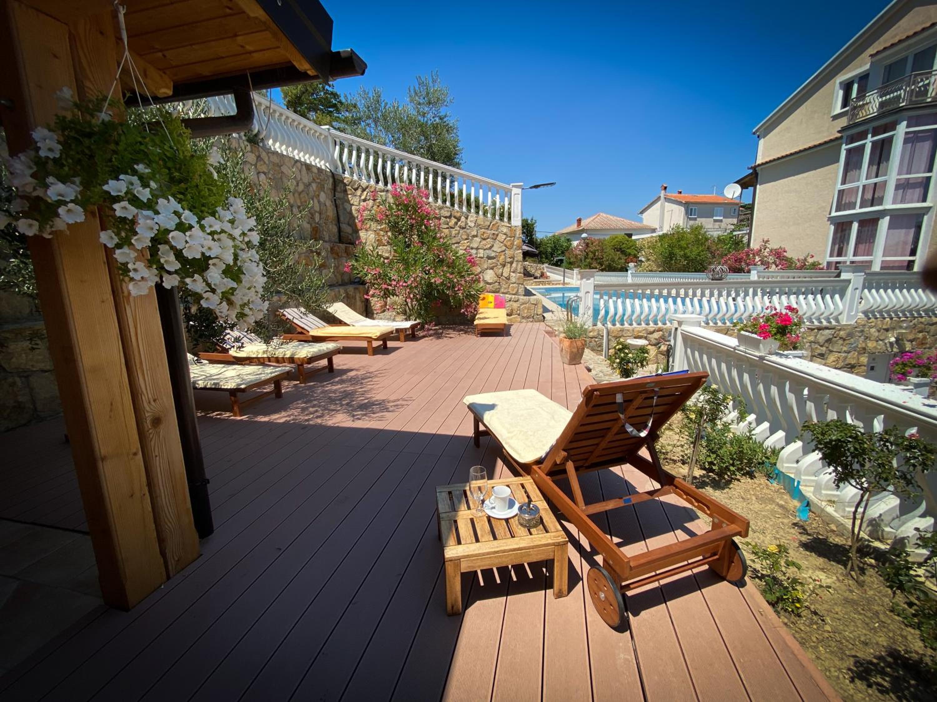 Apartments Happy Island Rab view 5