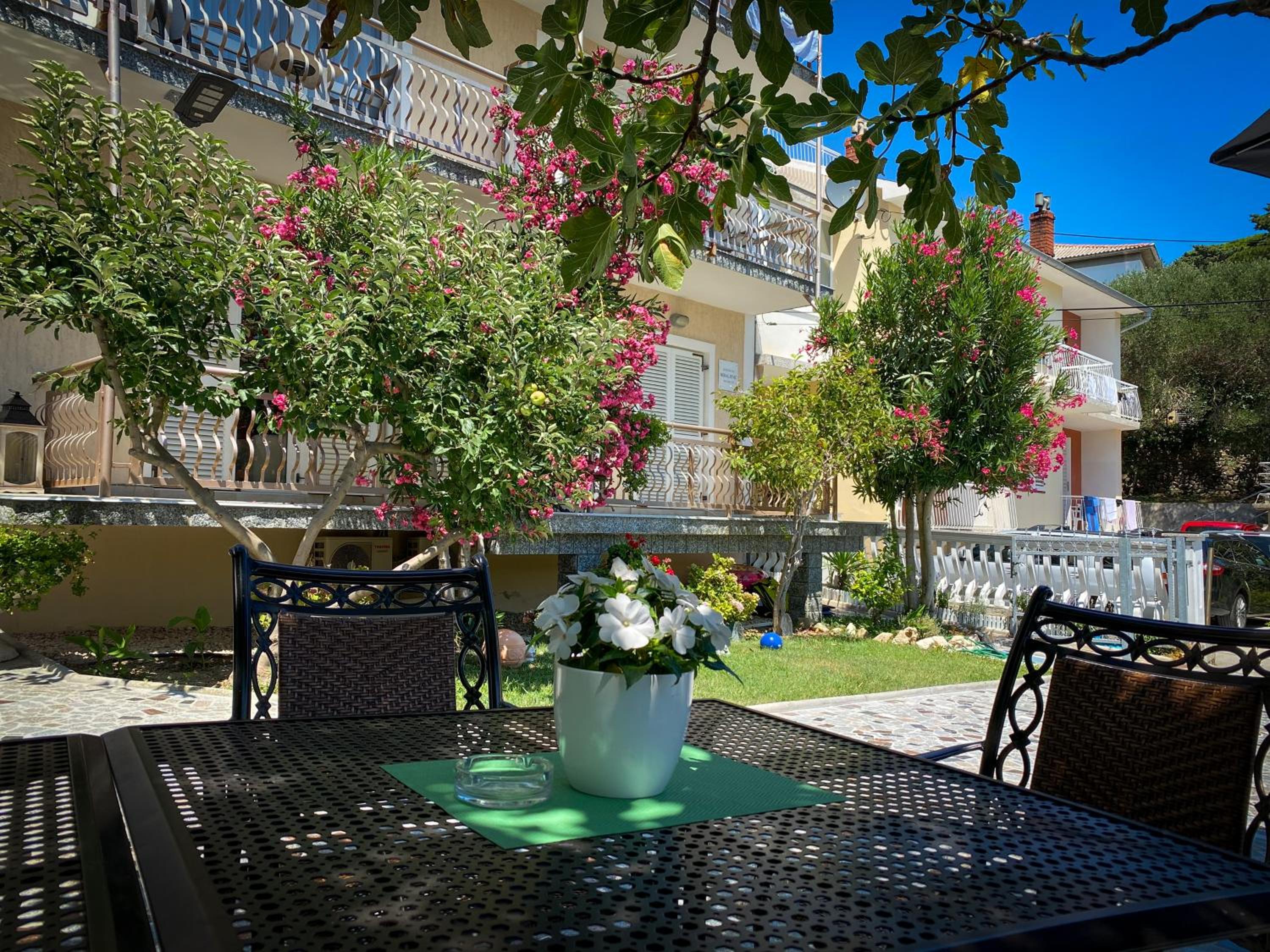 Apartments Happy Island Rab view 4