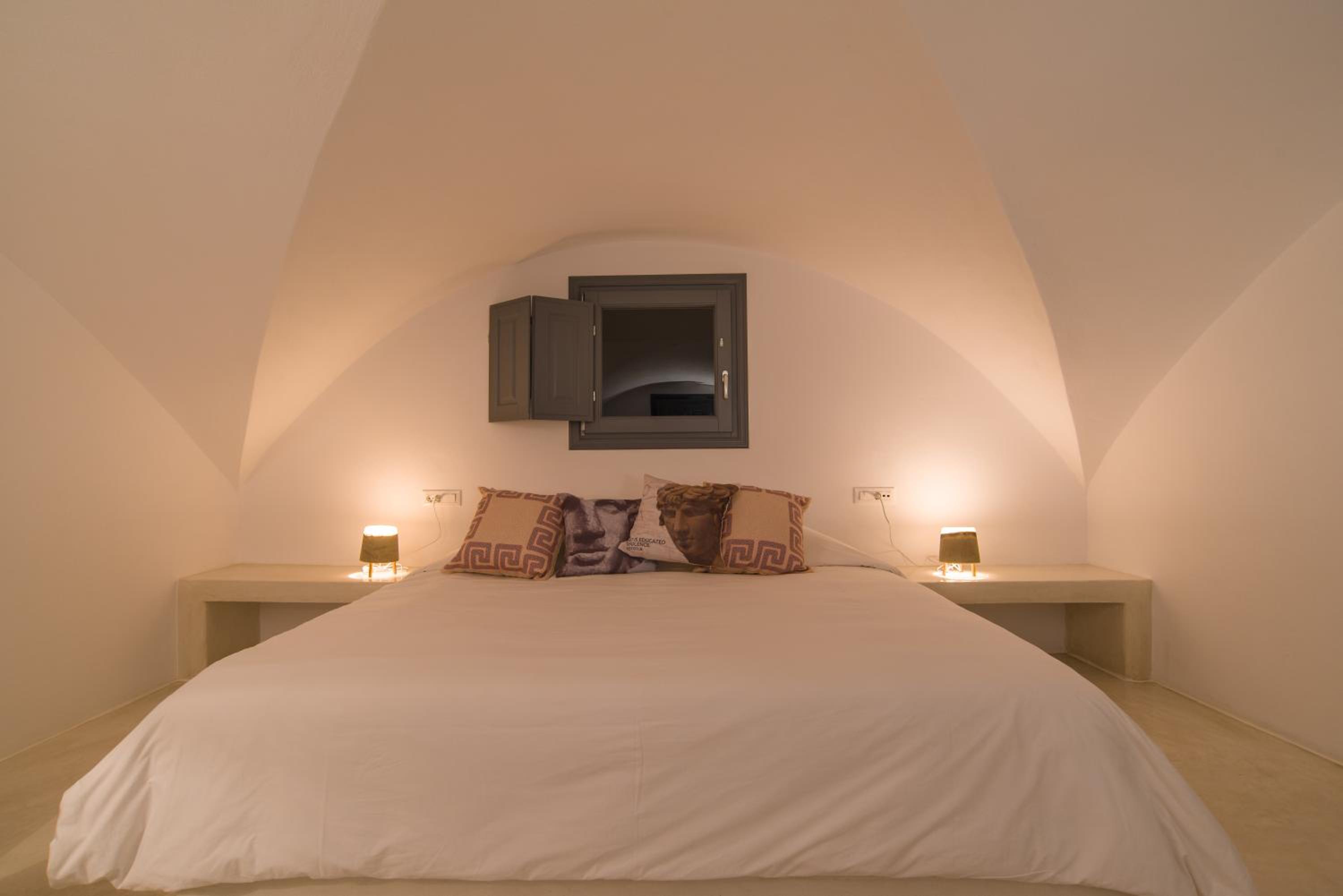 LAGADI SUITES by K&K