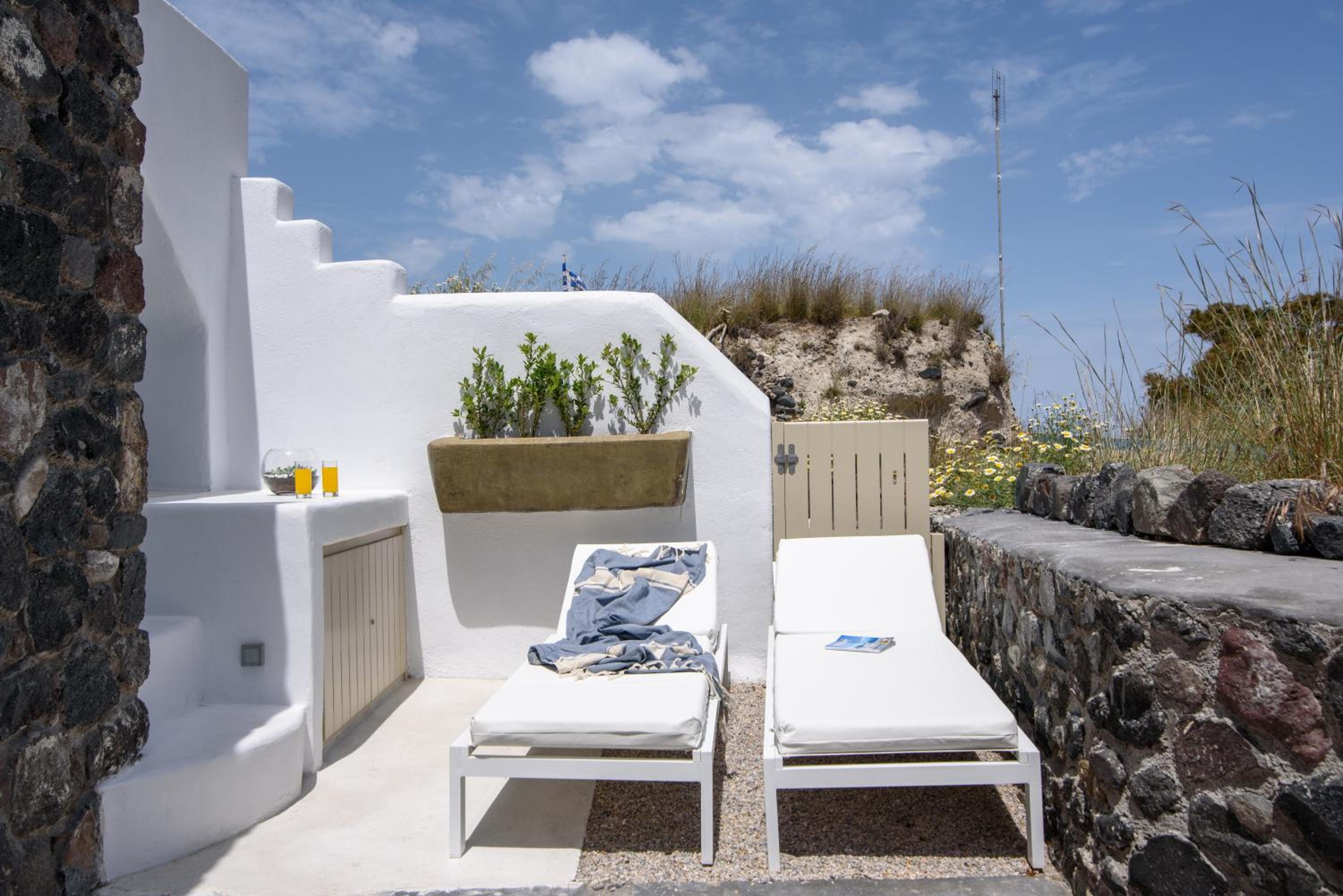 LAGADI SUITES by K&K