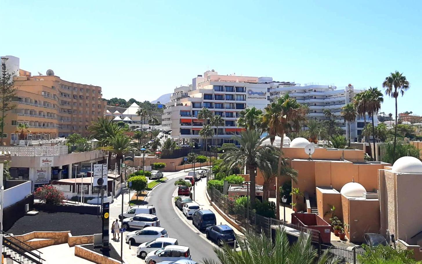 Apartment near to the ocean in touristic center zone view 4