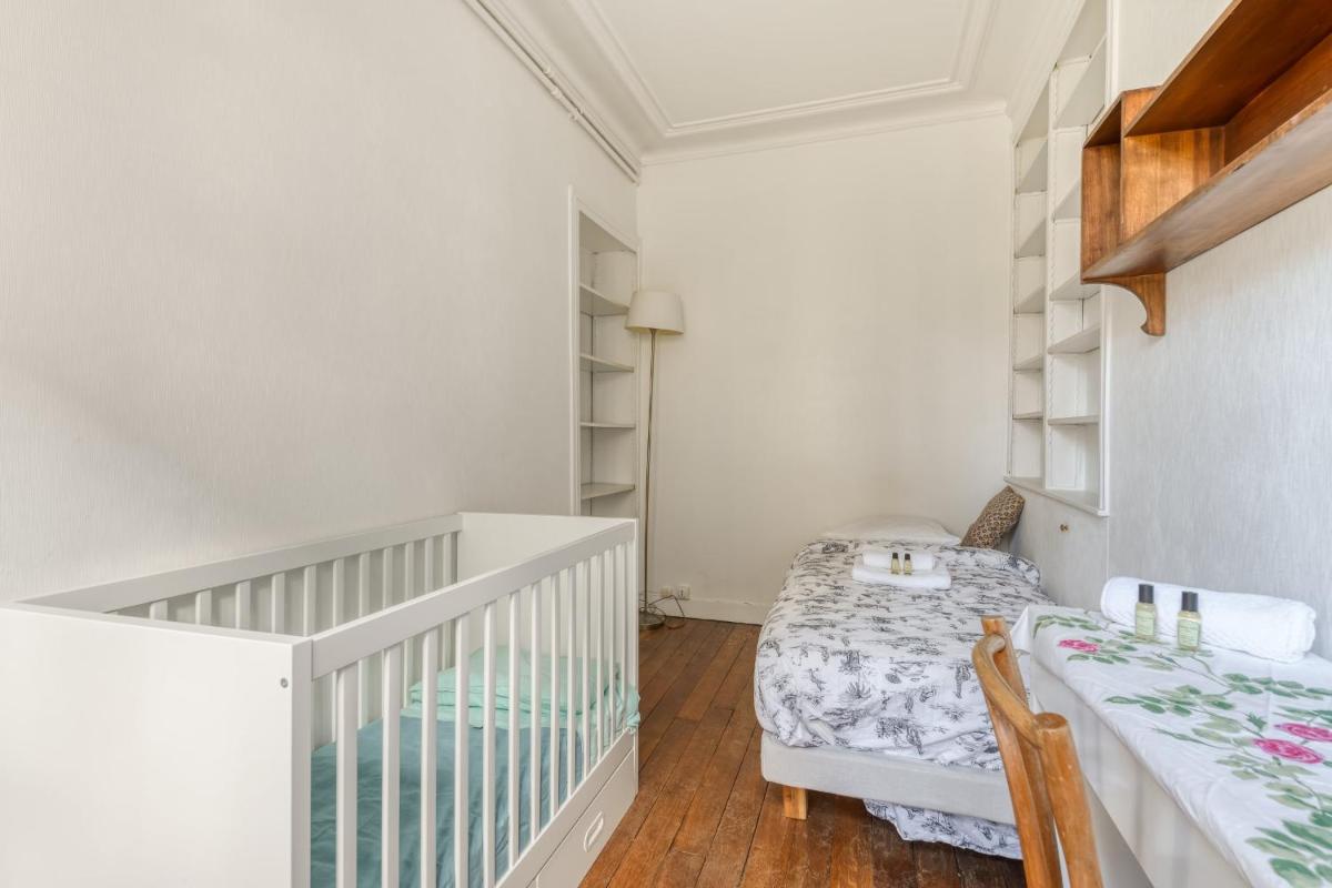 GuestReady - Bright and Homely Apt in Batignolles
