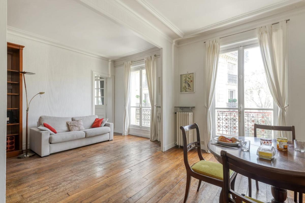 GuestReady - Bright and Homely Apt in Batignolles