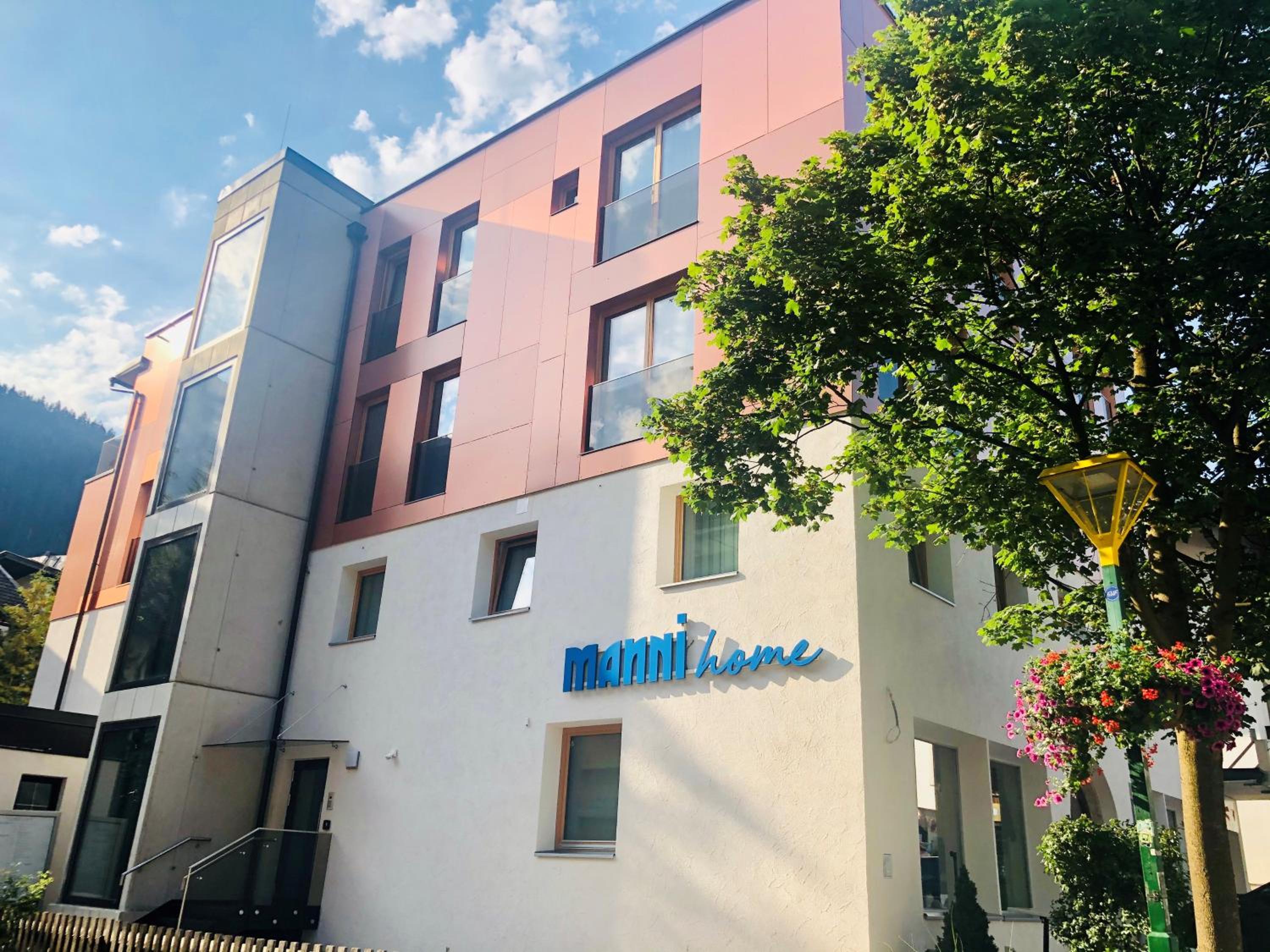 MANNI home - rooms & apartments