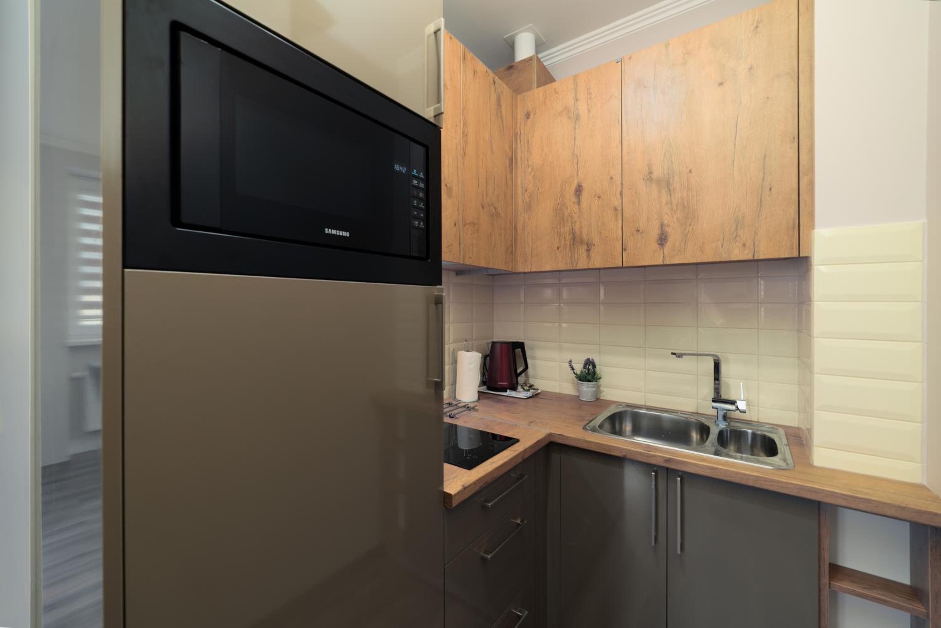 TAKO Apartments parking free
