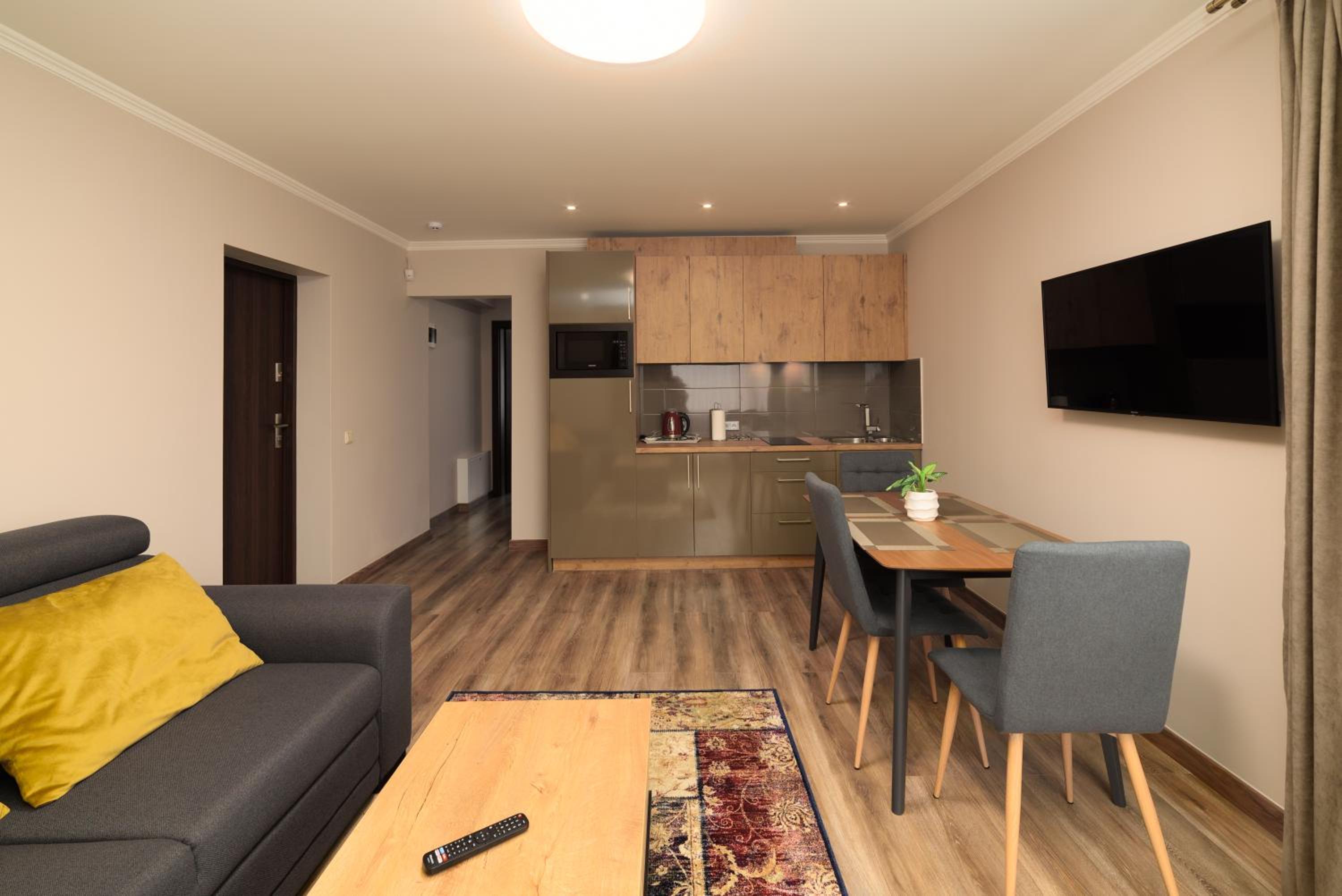 TAKO Apartments parking free